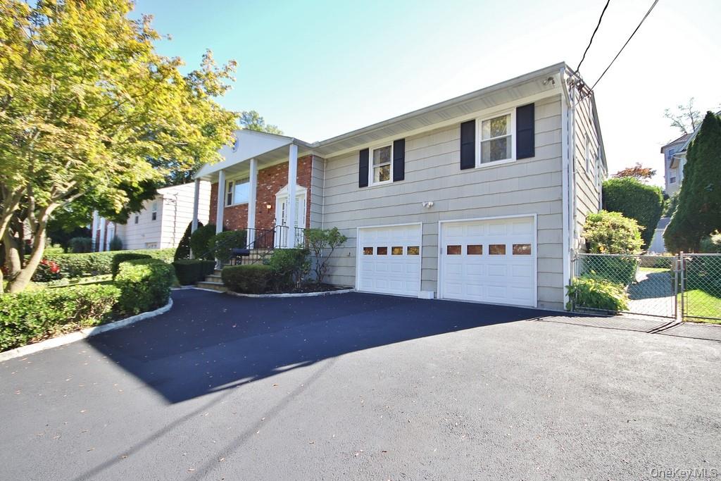 #2 photo, 570 Manville Road, Pleasantville , NY 10570