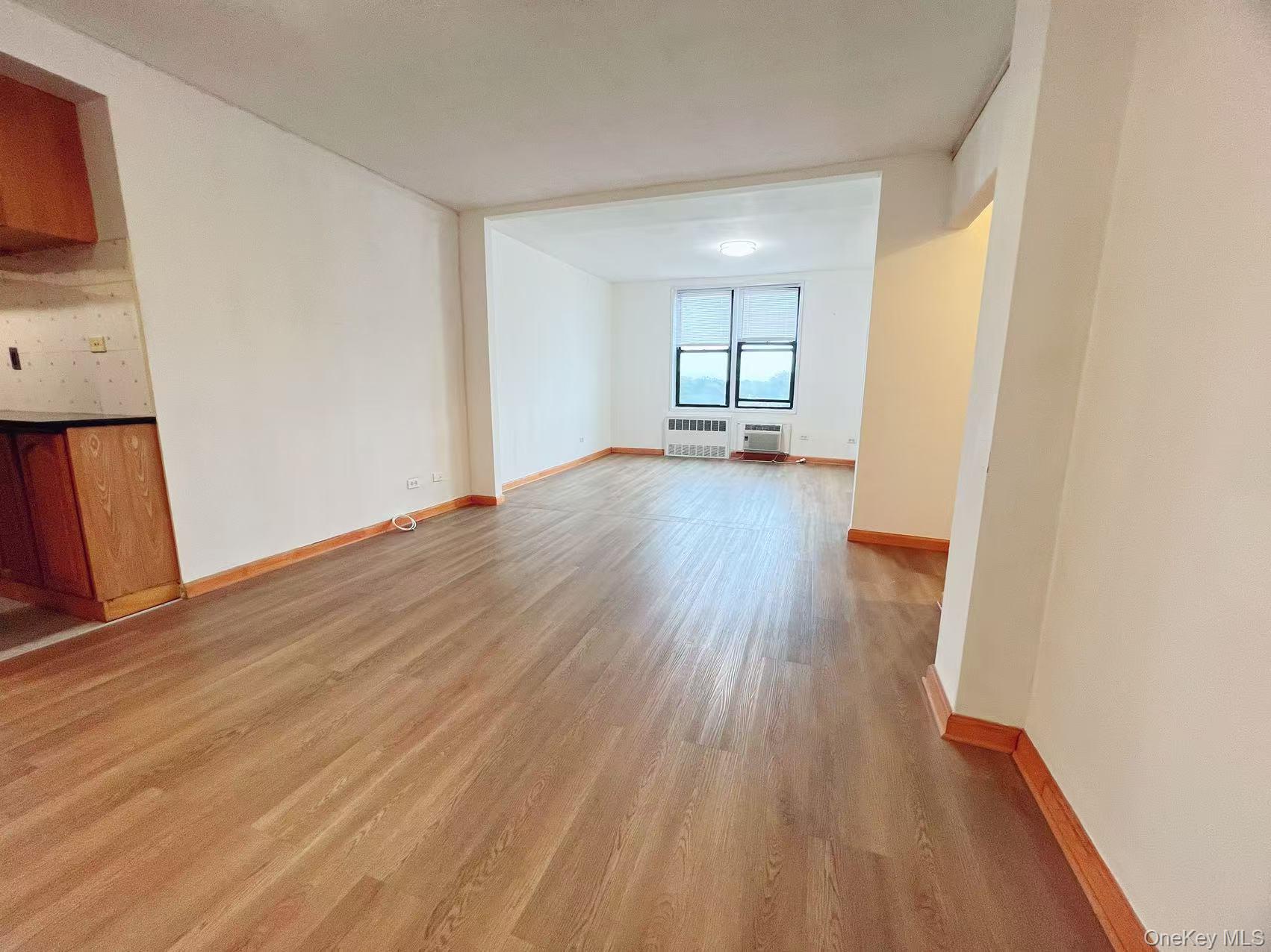 #4 photo, 15272 Melbourne Avenue, クイーンズ区 Flushing , NY 11367