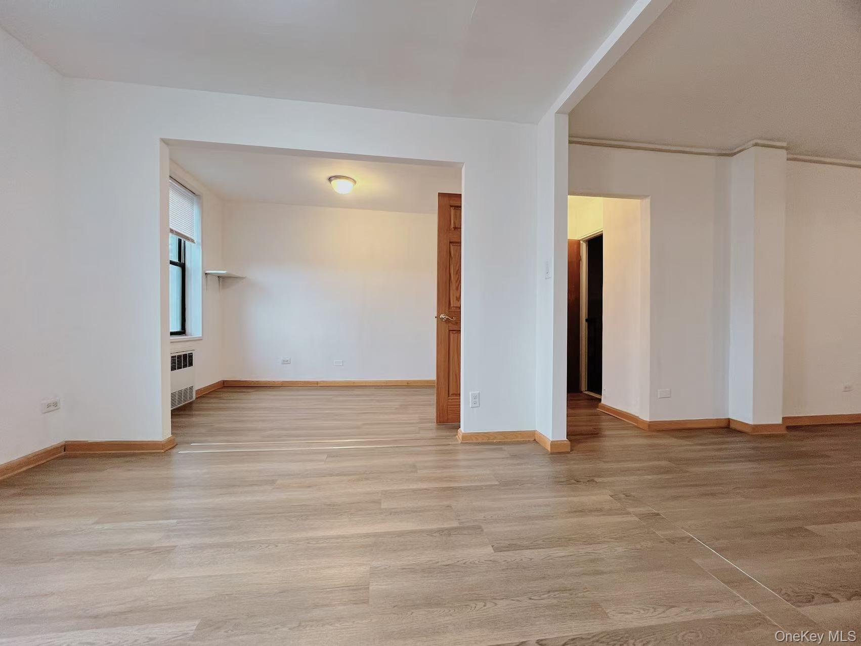 #6 photo, 15272 Melbourne Avenue, クイーンズ区 Flushing , NY 11367