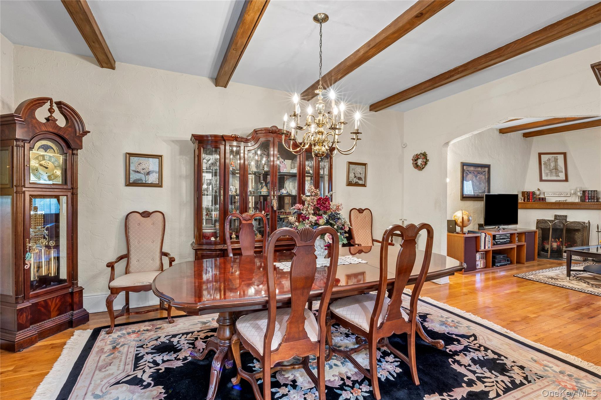 #10 photo, 338 Bauer Place, ナッソー郡 Mineola , NY 11501