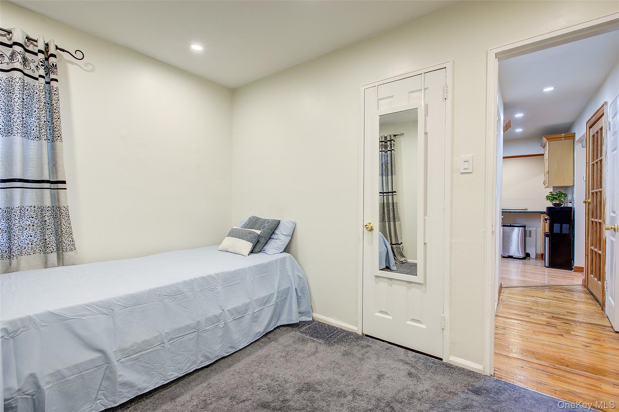 #13 photo, 1025 Ontario Road, ナッソー郡 West Hempstead , NY 11552