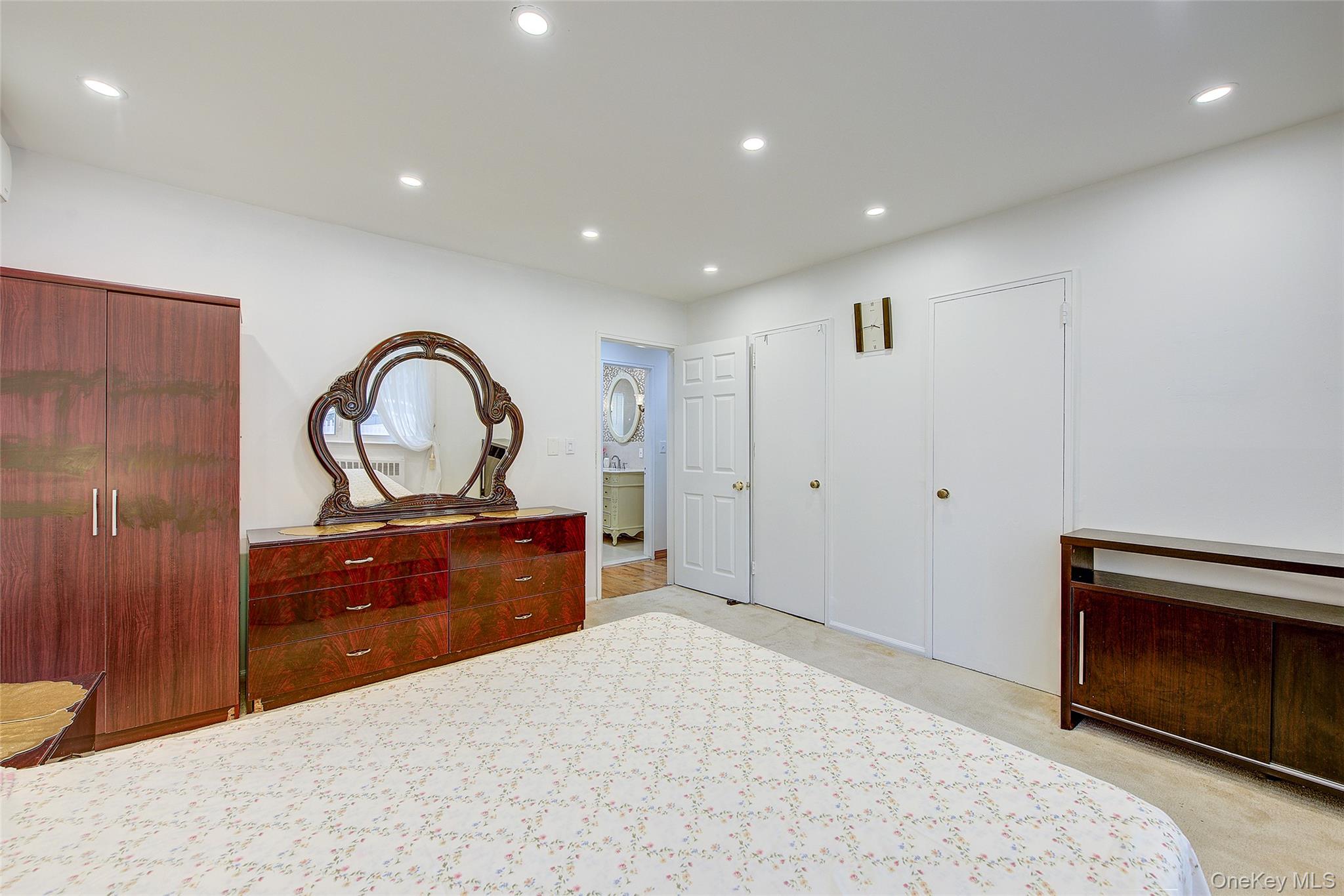 #16 photo, 1025 Ontario Road, ナッソー郡 West Hempstead , NY 11552