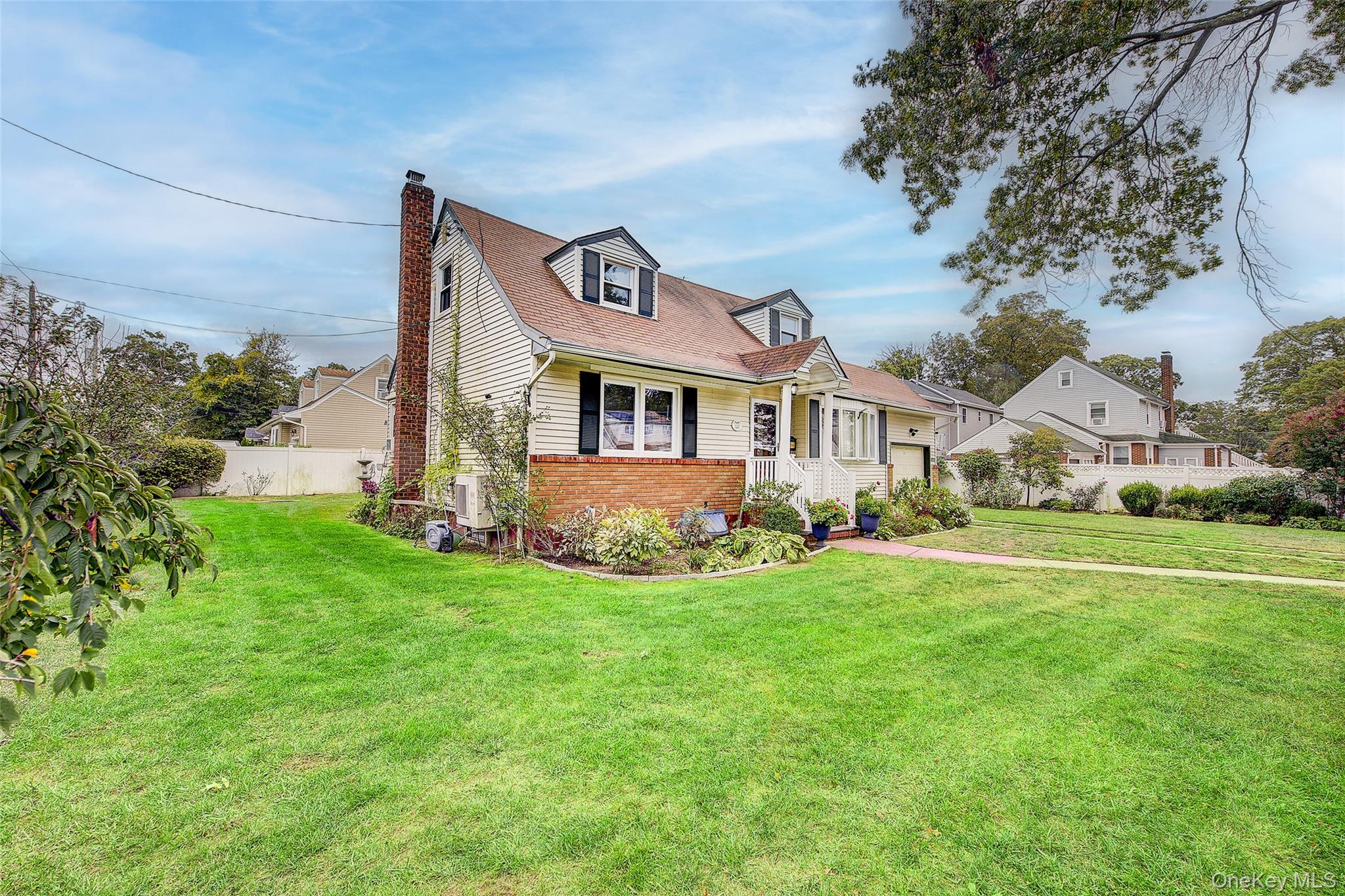 #3 photo, 1025 Ontario Road, ナッソー郡 West Hempstead , NY 11552