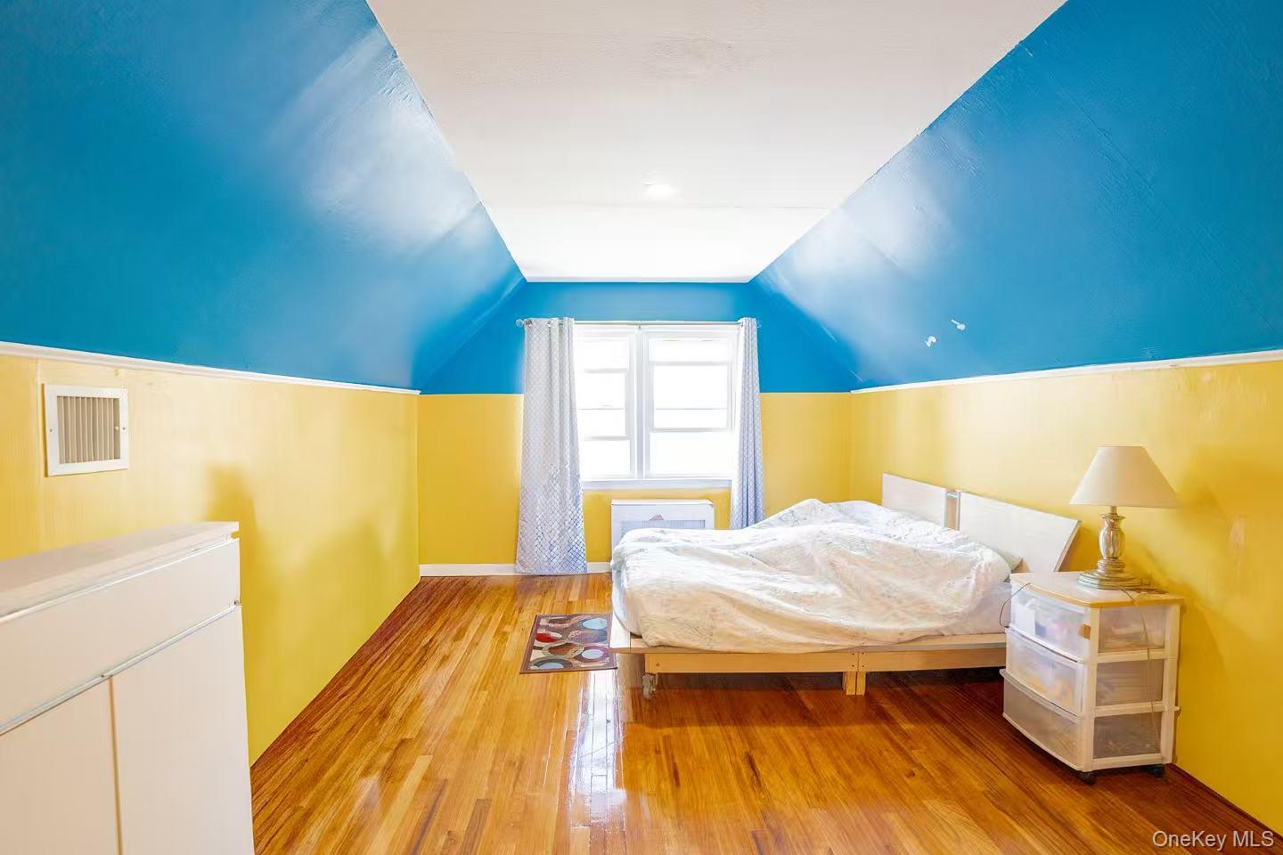 #18 photo, 636 S 13th Street, ナッソー郡 New Hyde Park , NY 11040