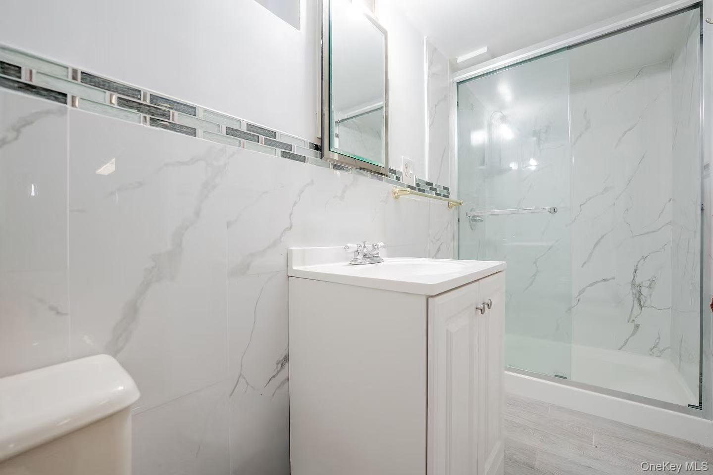 #20 photo, 636 S 13th Street, ナッソー郡 New Hyde Park , NY 11040