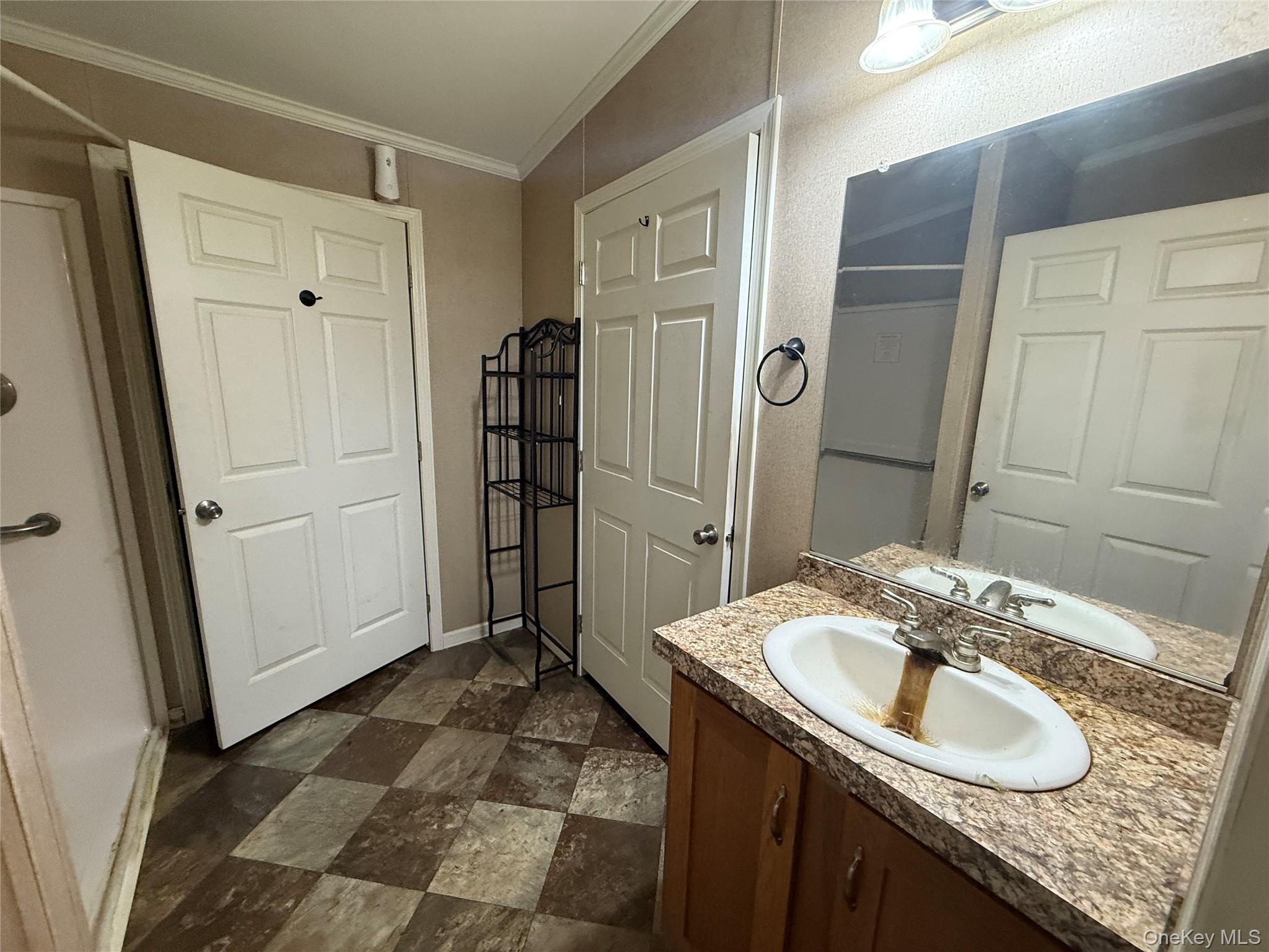 #13 photo, 5 Depew Park, Plattekill , NY 12589