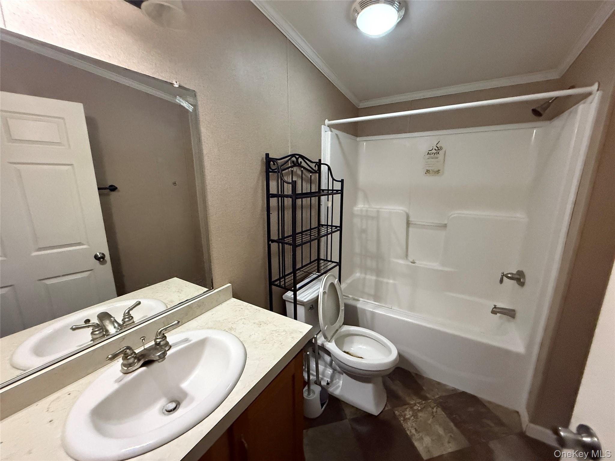 #19 photo, 5 Depew Park, Plattekill , NY 12589