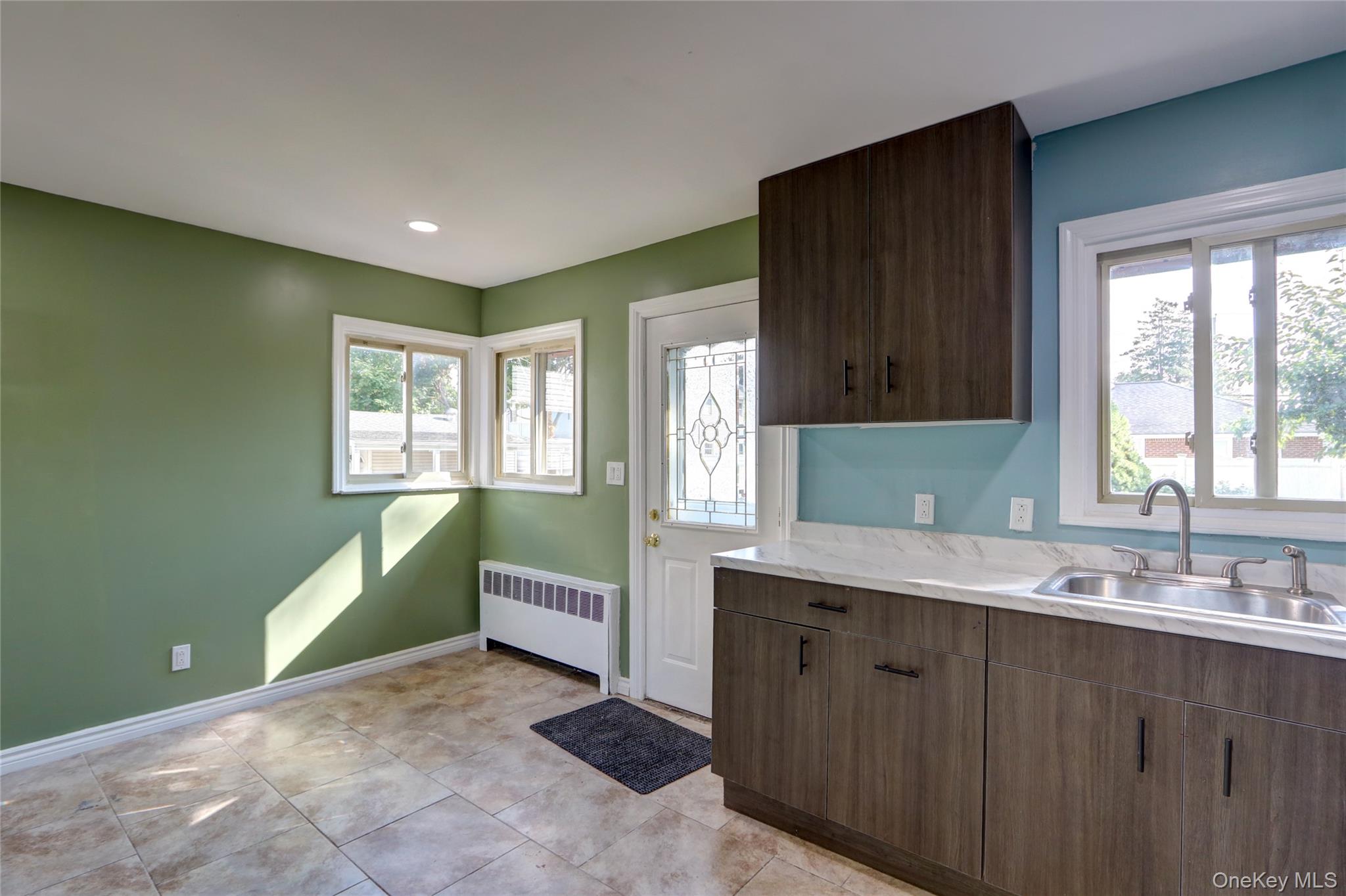 #10 photo, 33 Oak street, ナッソー郡 Hicksville , NY 11801