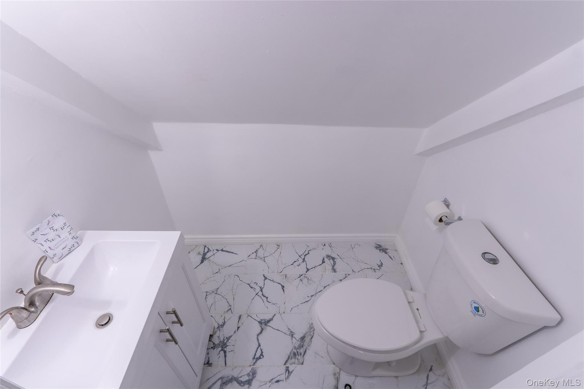 #18 photo, 33 Oak street, ナッソー郡 Hicksville , NY 11801