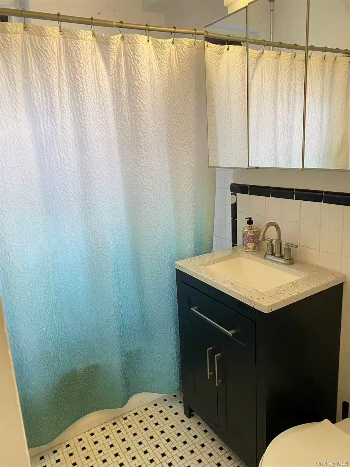 #10 photo, 42-52 Layton Street, クイーンズ区 Elmhurst , NY 11373