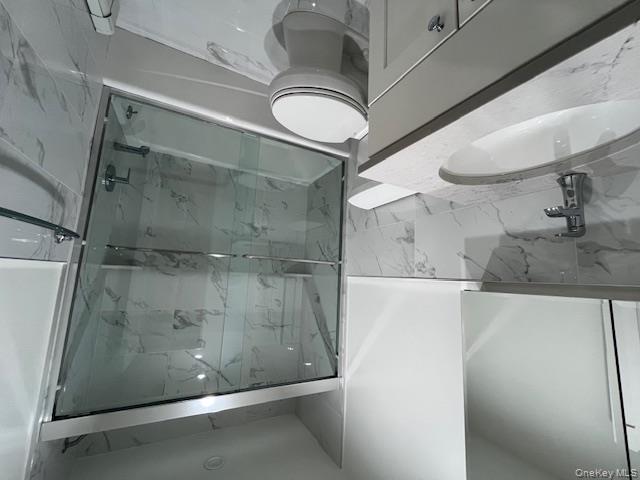 #10 photo, 42 Sintsink Drive, Port Washington , NY 11050