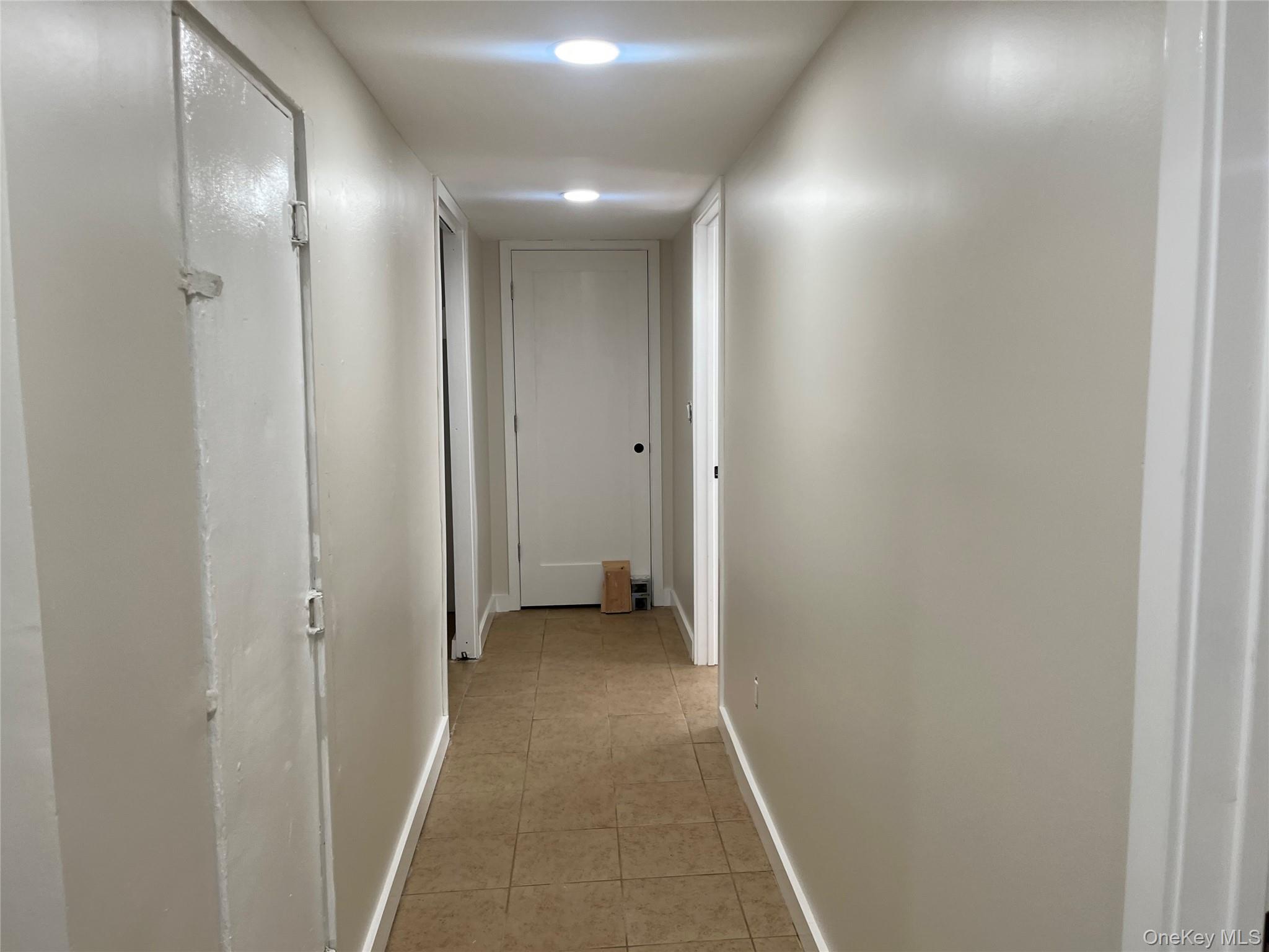 #13 photo, 43 California Avenue, ナッソー郡 Hempstead , NY 11550