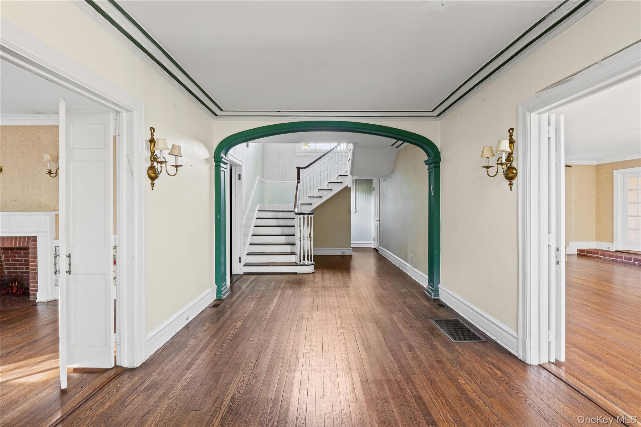 #11 photo, 175 Burton Lane, ナッソー郡 Lawrence , NY 11559