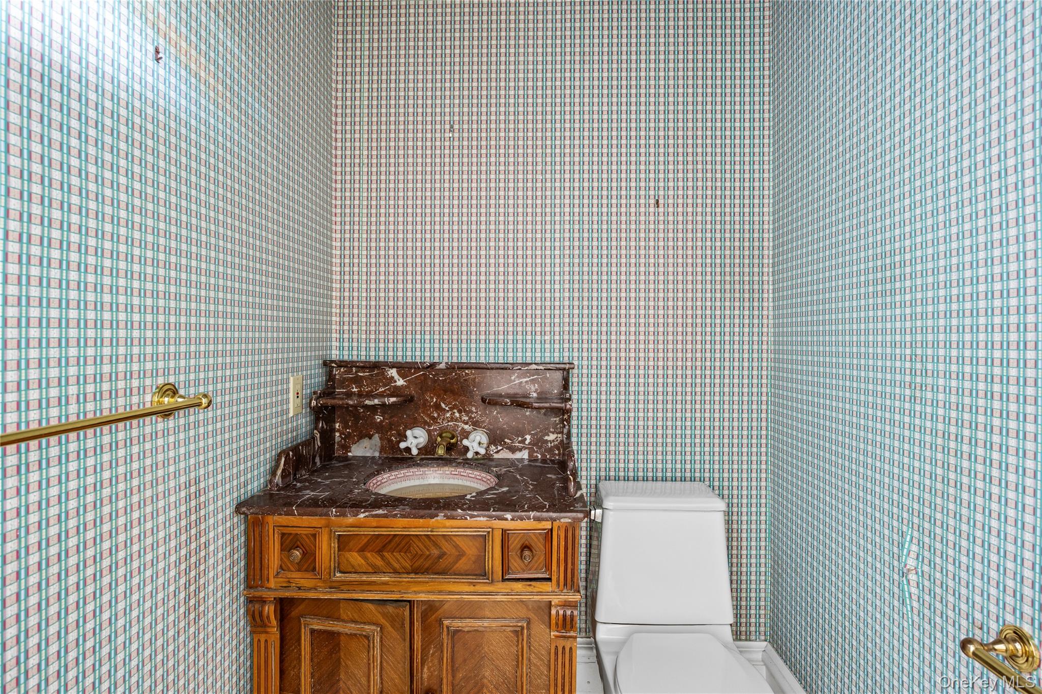 #12 photo, 175 Burton Lane, ナッソー郡 Lawrence , NY 11559