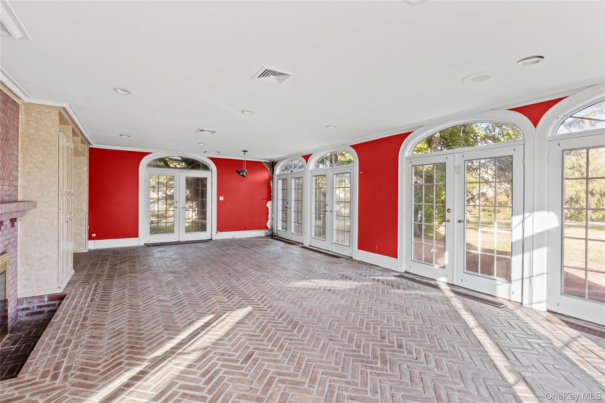 #15 photo, 175 Burton Lane, ナッソー郡 Lawrence , NY 11559