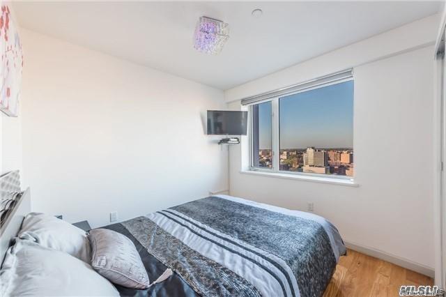 #5 photo, 37-20 Prince Street, クイーンズ区 Flushing , NY 11354