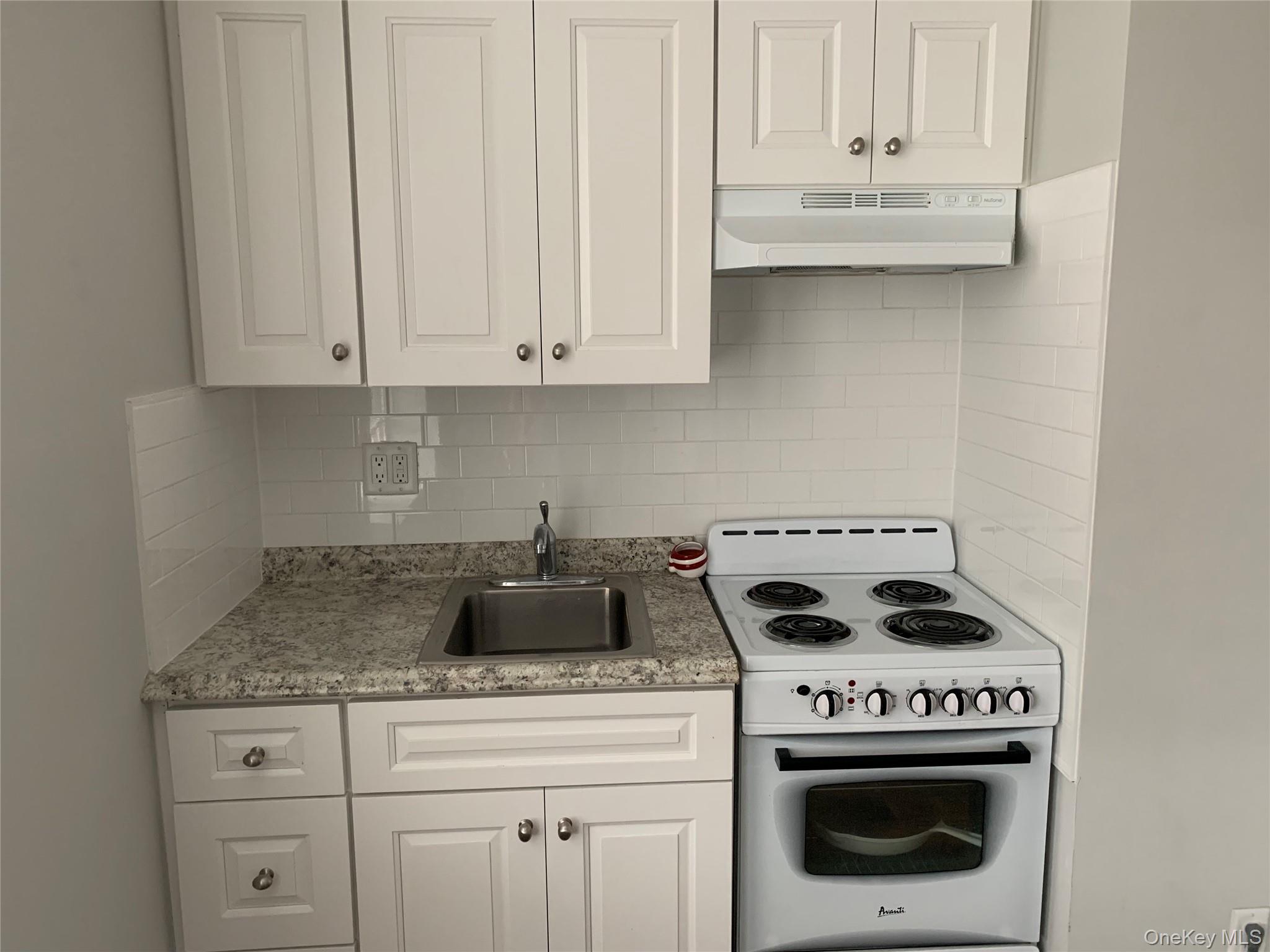 #6 photo, 215 E Broadway, ナッソー郡 Long Beach , NY 11561