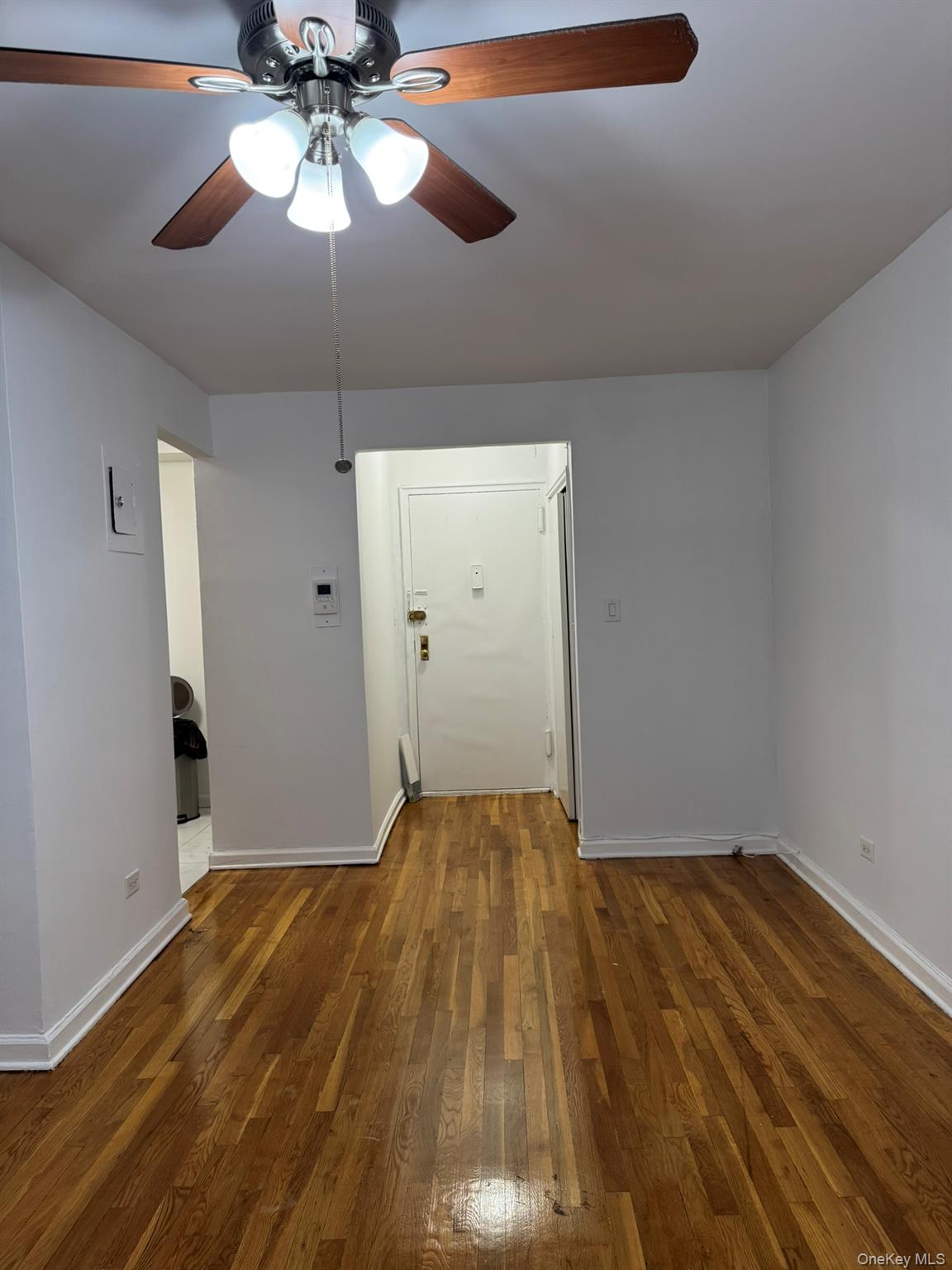 #4 photo, 63rd Ave 63, クイーンズ区 Forest Hills , NY 11375