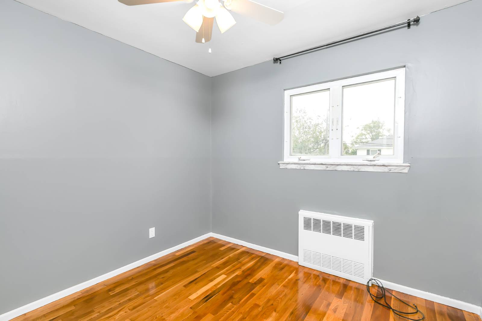 #15 photo, 584 Yale St, ナッソー郡 Oceanside , NY 11572