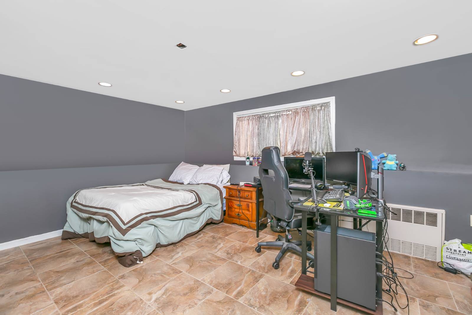 #18 photo, 584 Yale St, ナッソー郡 Oceanside , NY 11572