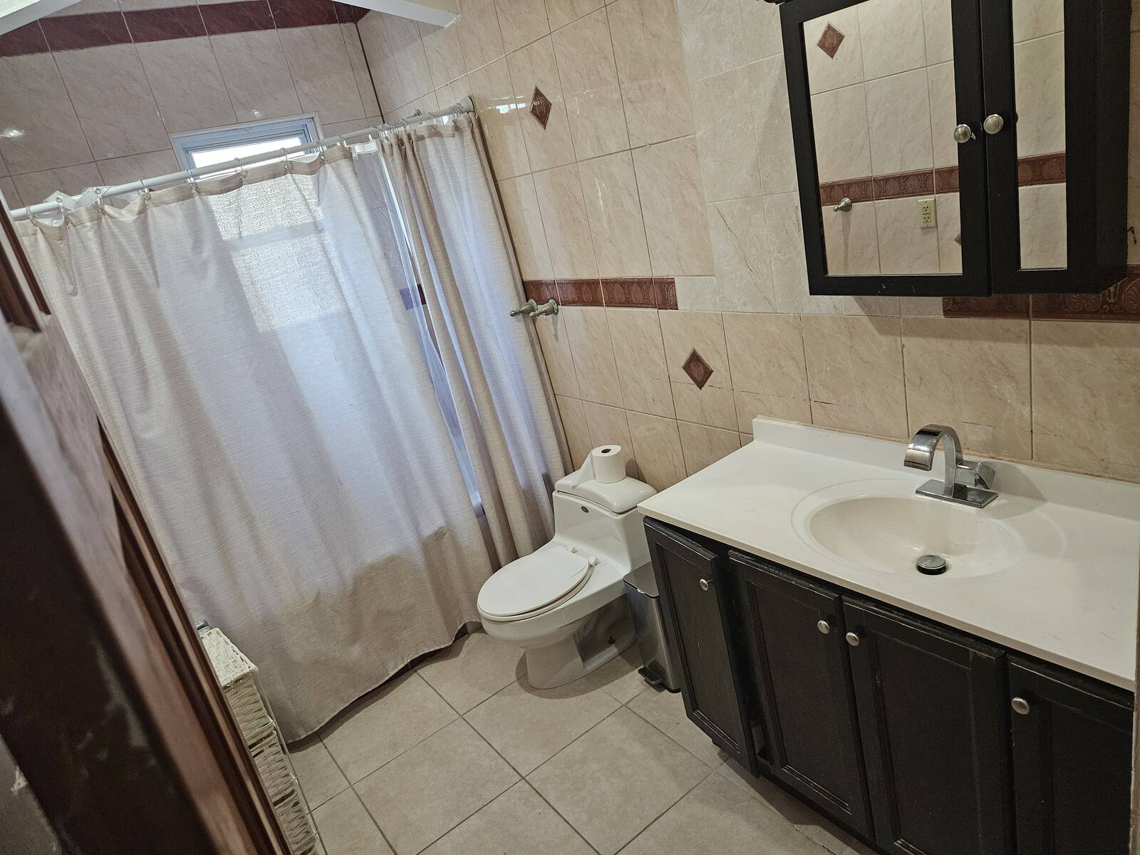 #16 photo, 131-41 226th Street,, クイーンズ区 Laurelton , NY 11413