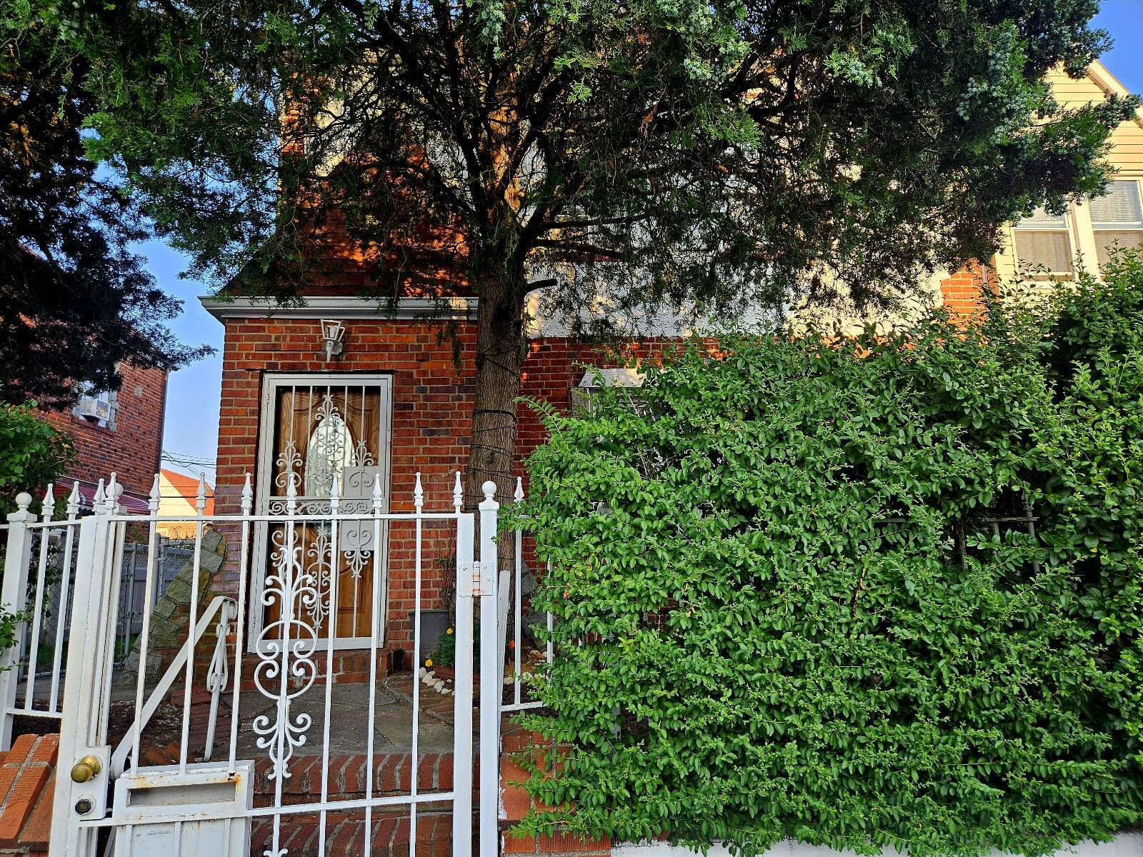 #3 photo, 131-41 226th Street,, クイーンズ区 Laurelton , NY 11413