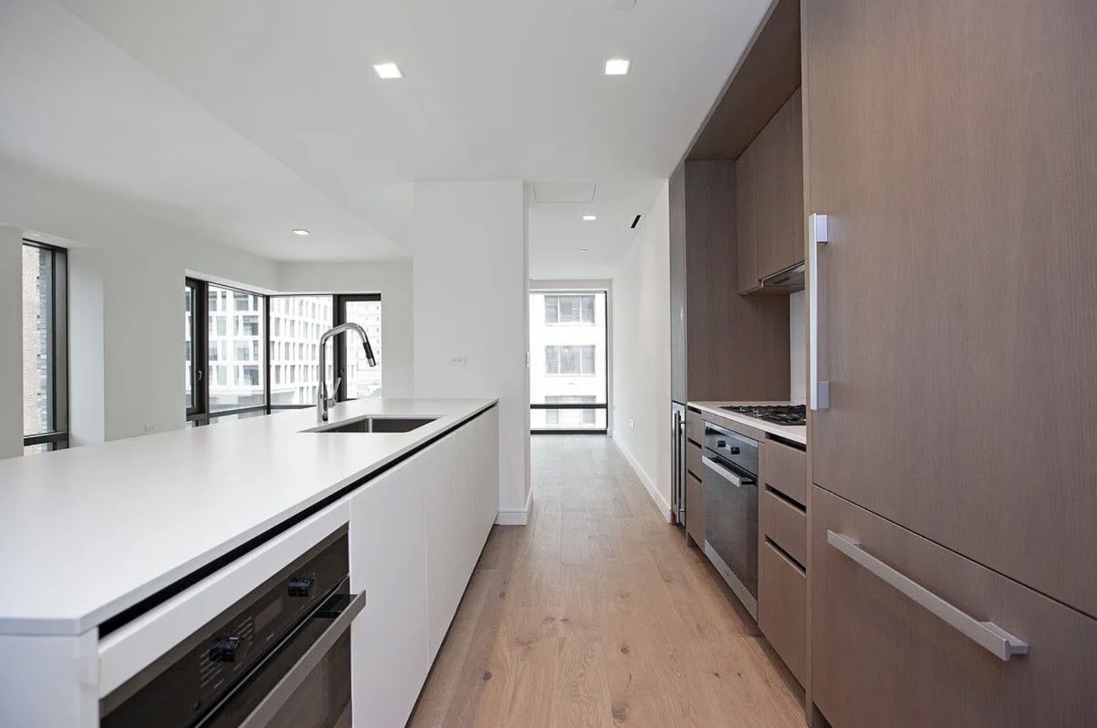 #2 photo, 200 East 21st Street , #7C, マンハッタン New York , NY 10010