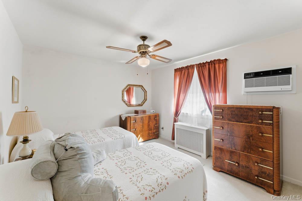 #7 photo, 72-45 Little Neck Parkway, クイーンズ区 Glen Oaks , NY 11004