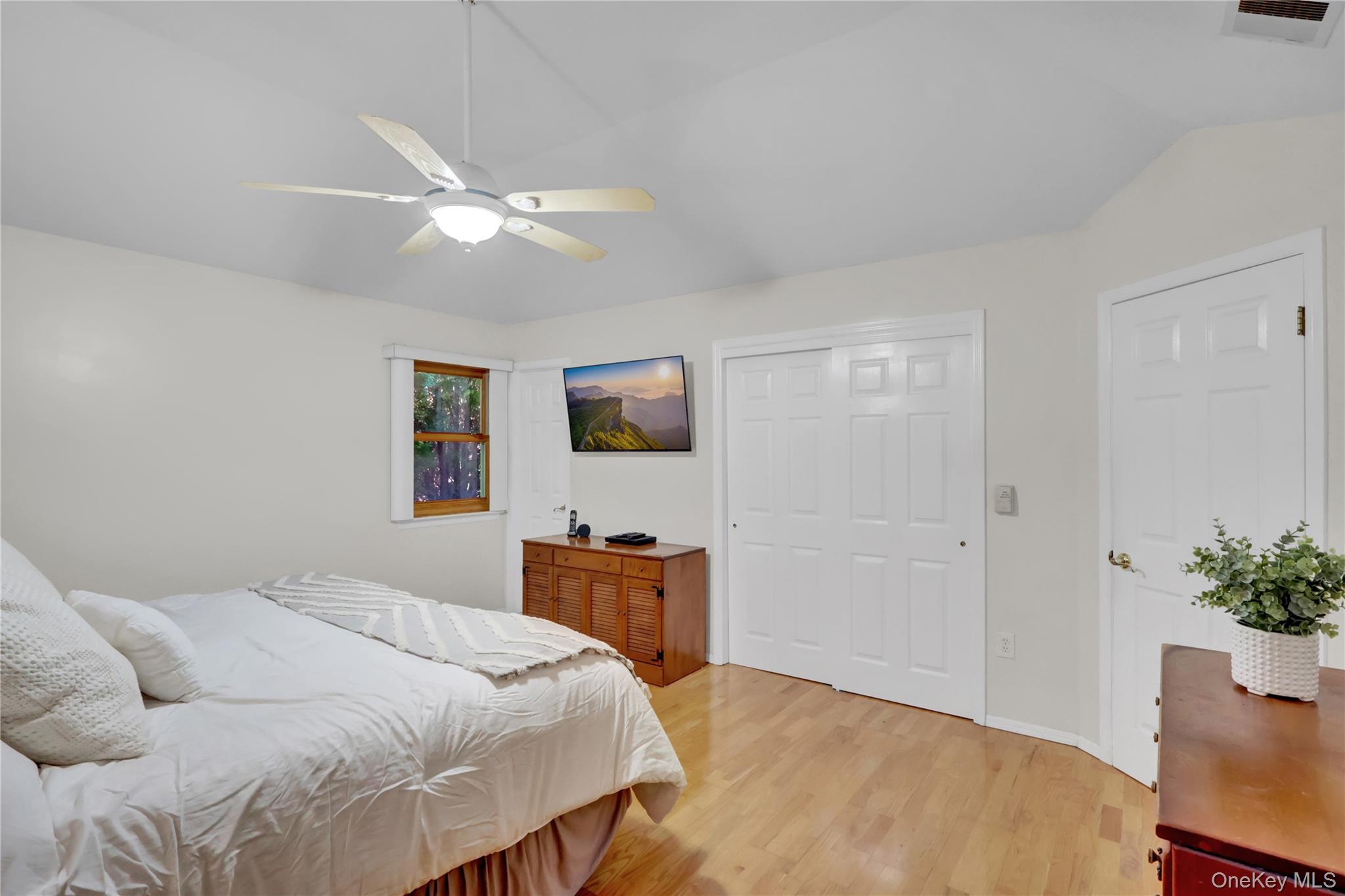 #10 photo, 230 Baywood Drive, サフォーク郡 Baiting Hollow , NY 11933