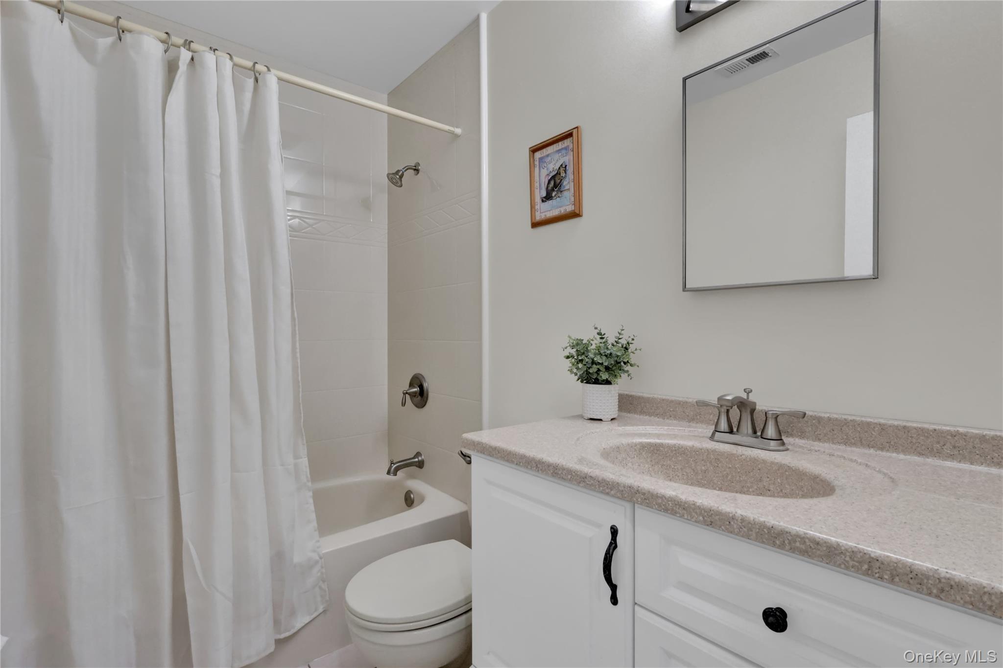 #12 photo, 230 Baywood Drive, サフォーク郡 Baiting Hollow , NY 11933