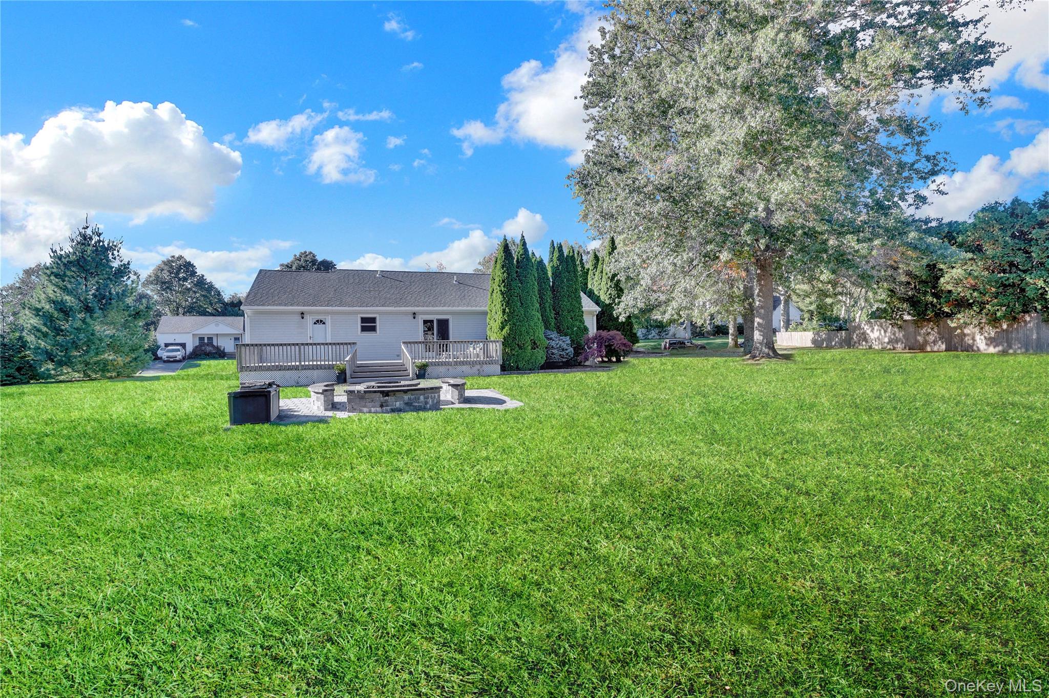 #17 photo, 230 Baywood Drive, サフォーク郡 Baiting Hollow , NY 11933