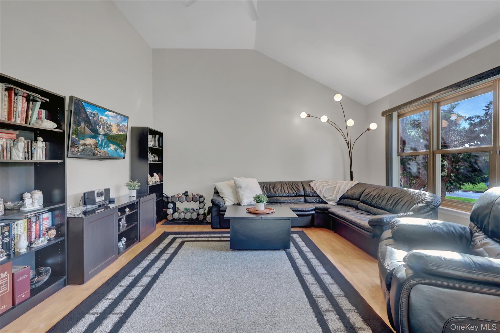 #4 photo, 230 Baywood Drive, サフォーク郡 Baiting Hollow , NY 11933