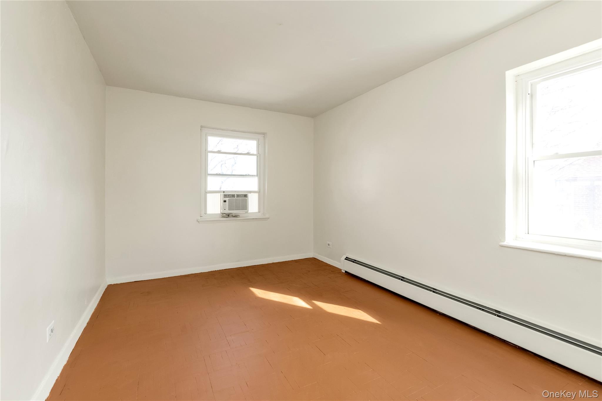 #9 photo, 150-77 Village Road, クイーンズ区 Jamaica Hills , NY 11432