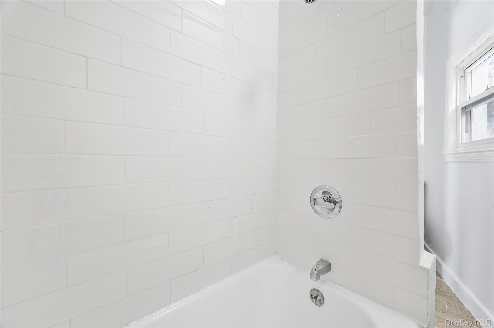 #10 photo, 25 Marbledale Road, Tuckahoe , NY 10707