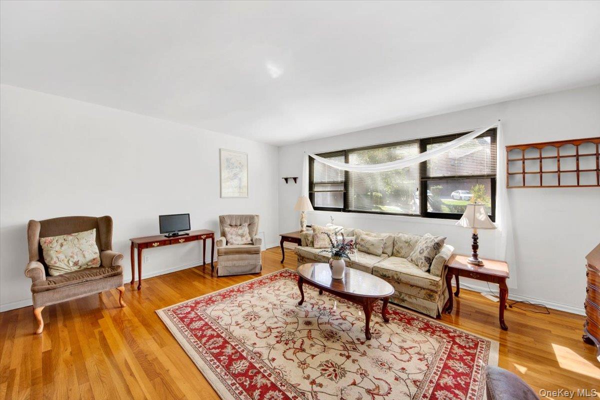 #4 photo, 101 Beacon Hill Drive, Dobbs Ferry , NY 10522