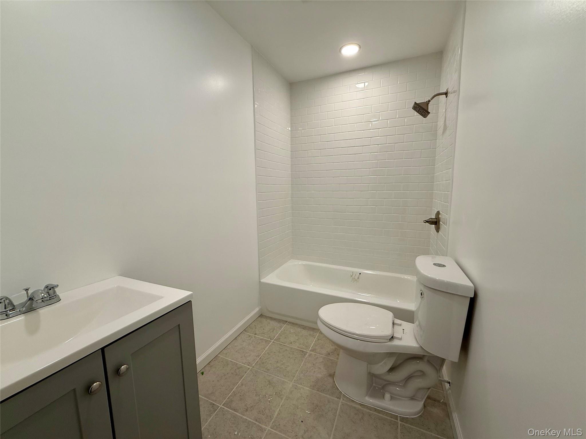 #16 photo, 172 Front Street, Port Jervis , NY 12771