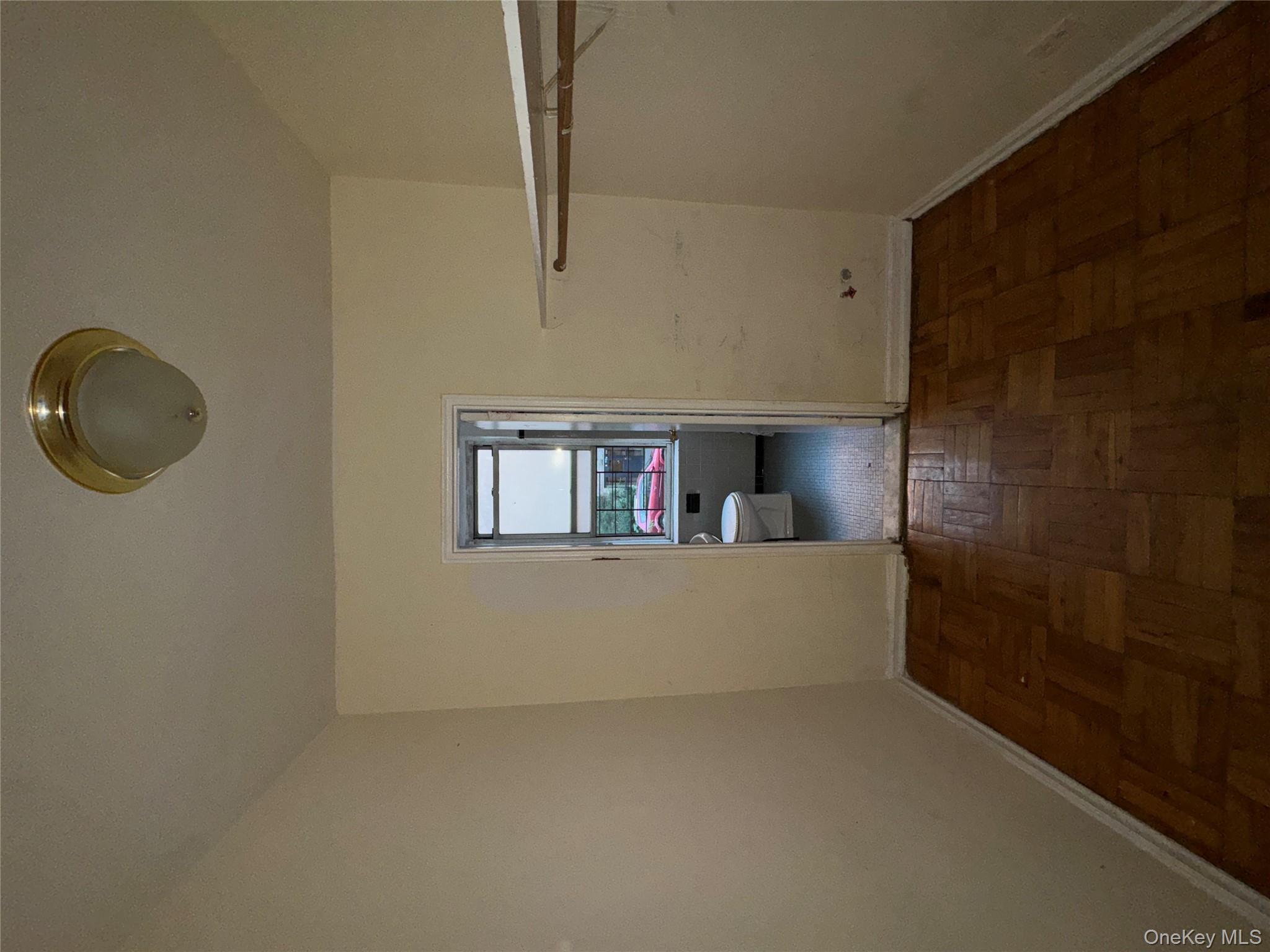 #13 photo, 2255 Cruger Avenue, ブロンクス区 Bronx , NY 10467