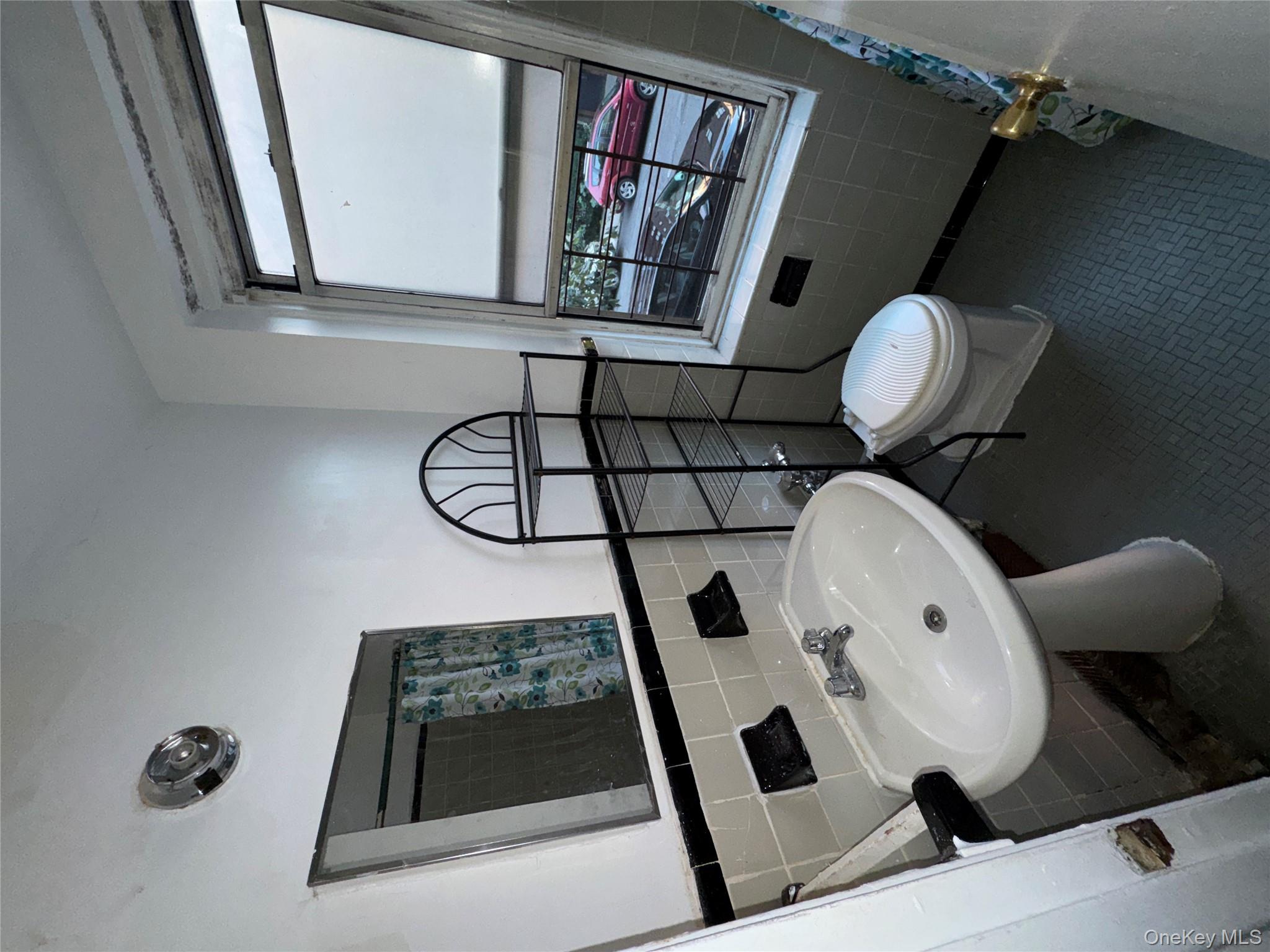 #14 photo, 2255 Cruger Avenue, ブロンクス区 Bronx , NY 10467