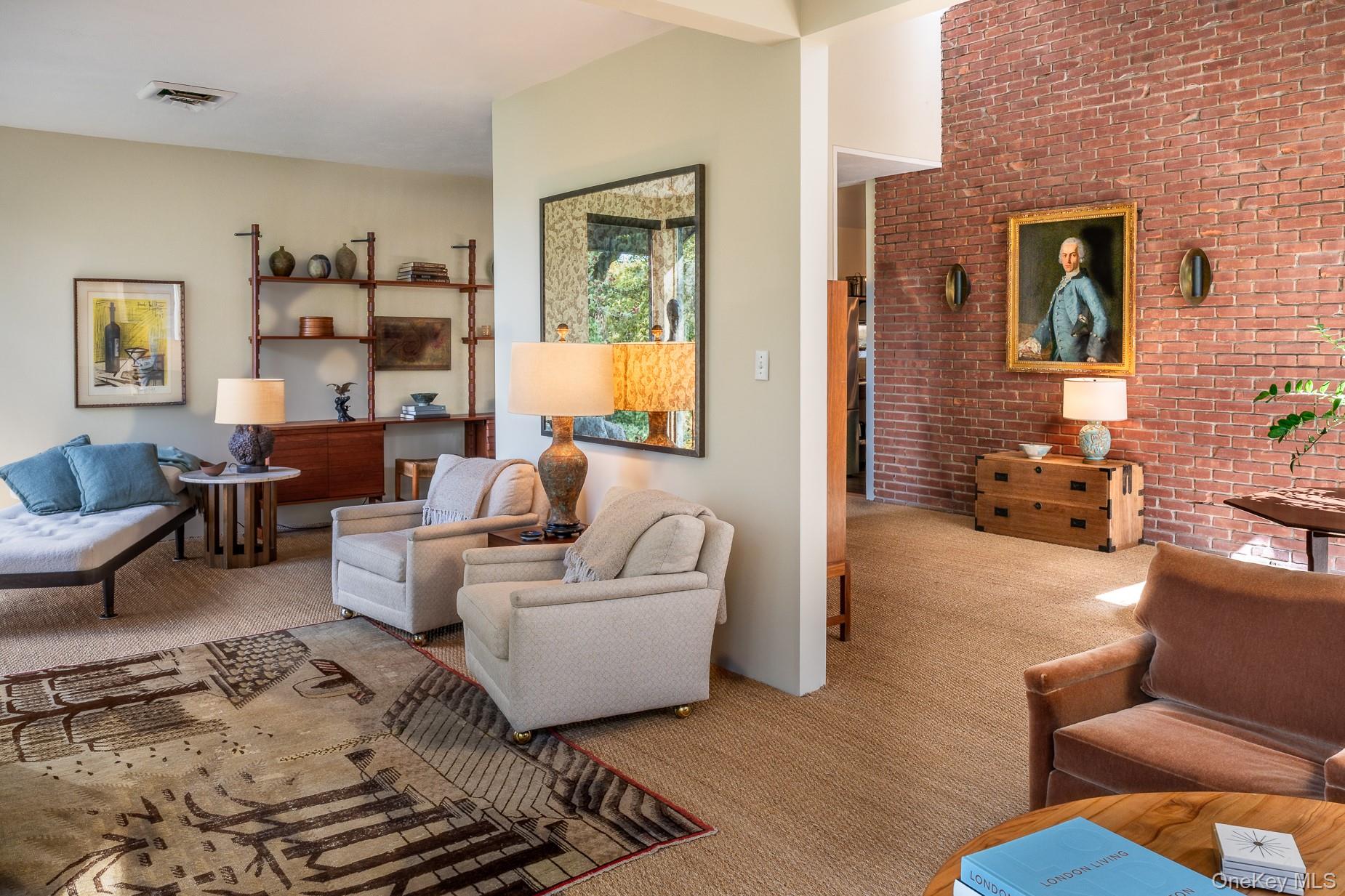 #6 photo, 62 Circuit Road, Tuxedo Park , NY 10987