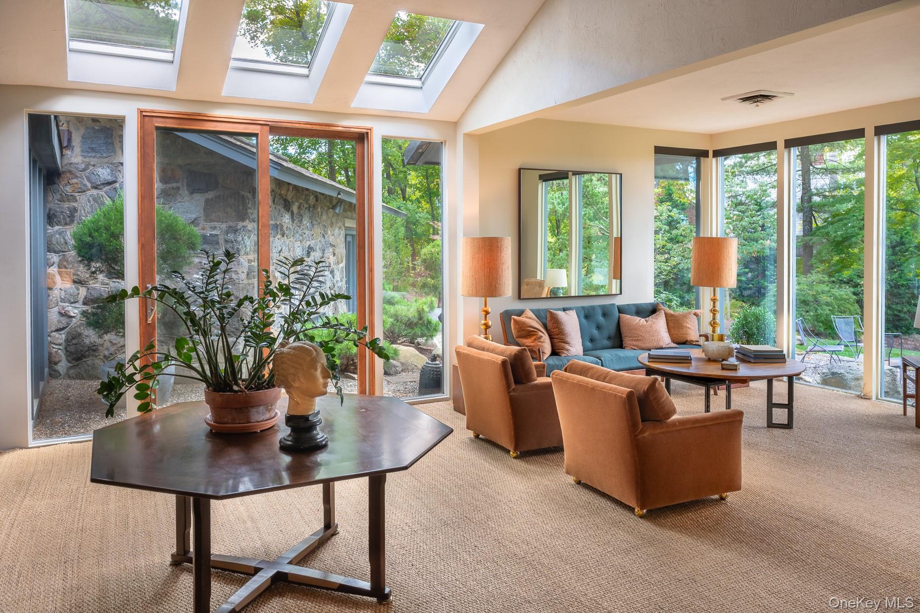 #7 photo, 62 Circuit Road, Tuxedo Park , NY 10987