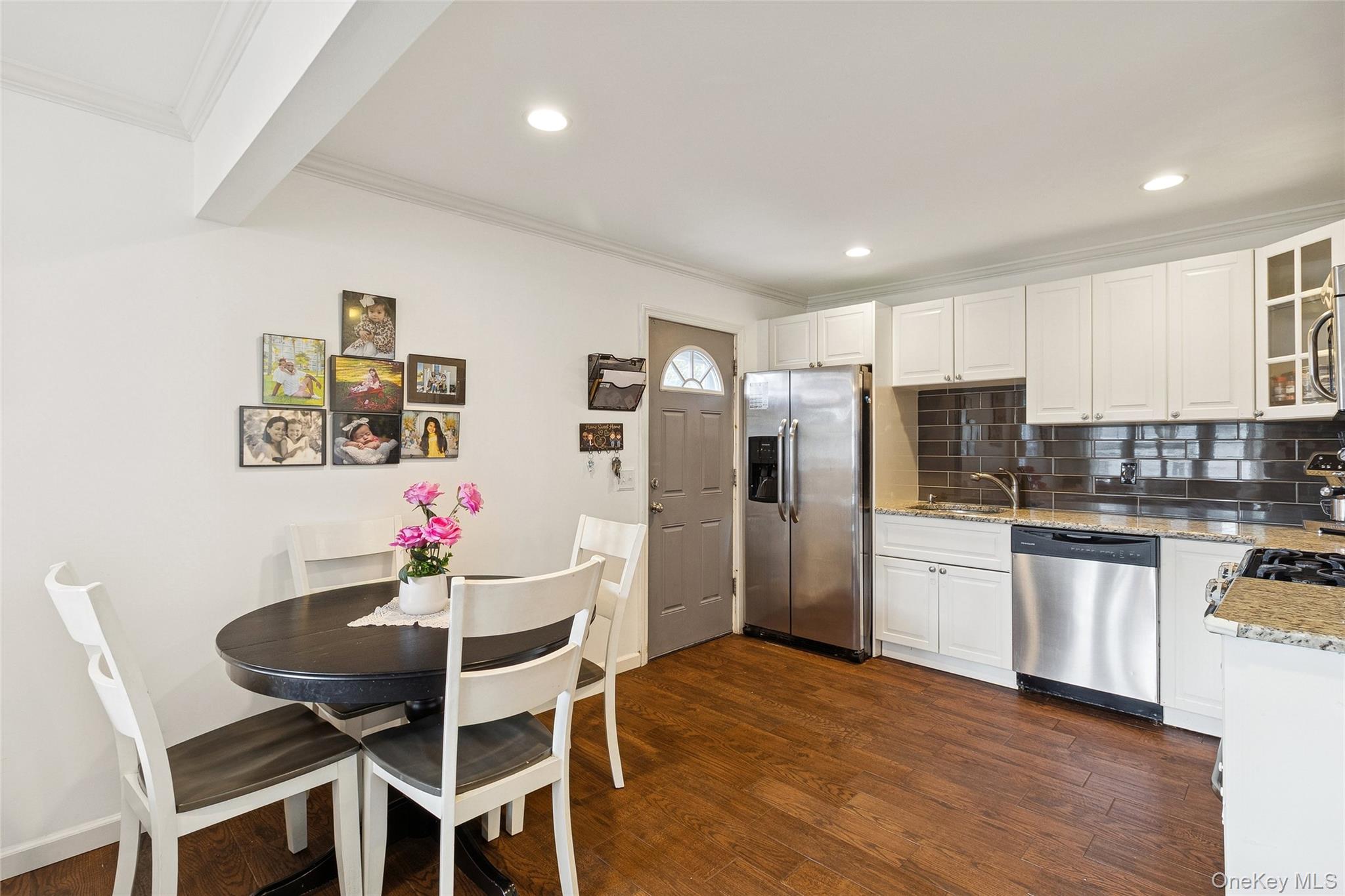 #12 photo, 45 Pinetop Drive, サフォーク郡 Shirley , NY 11967