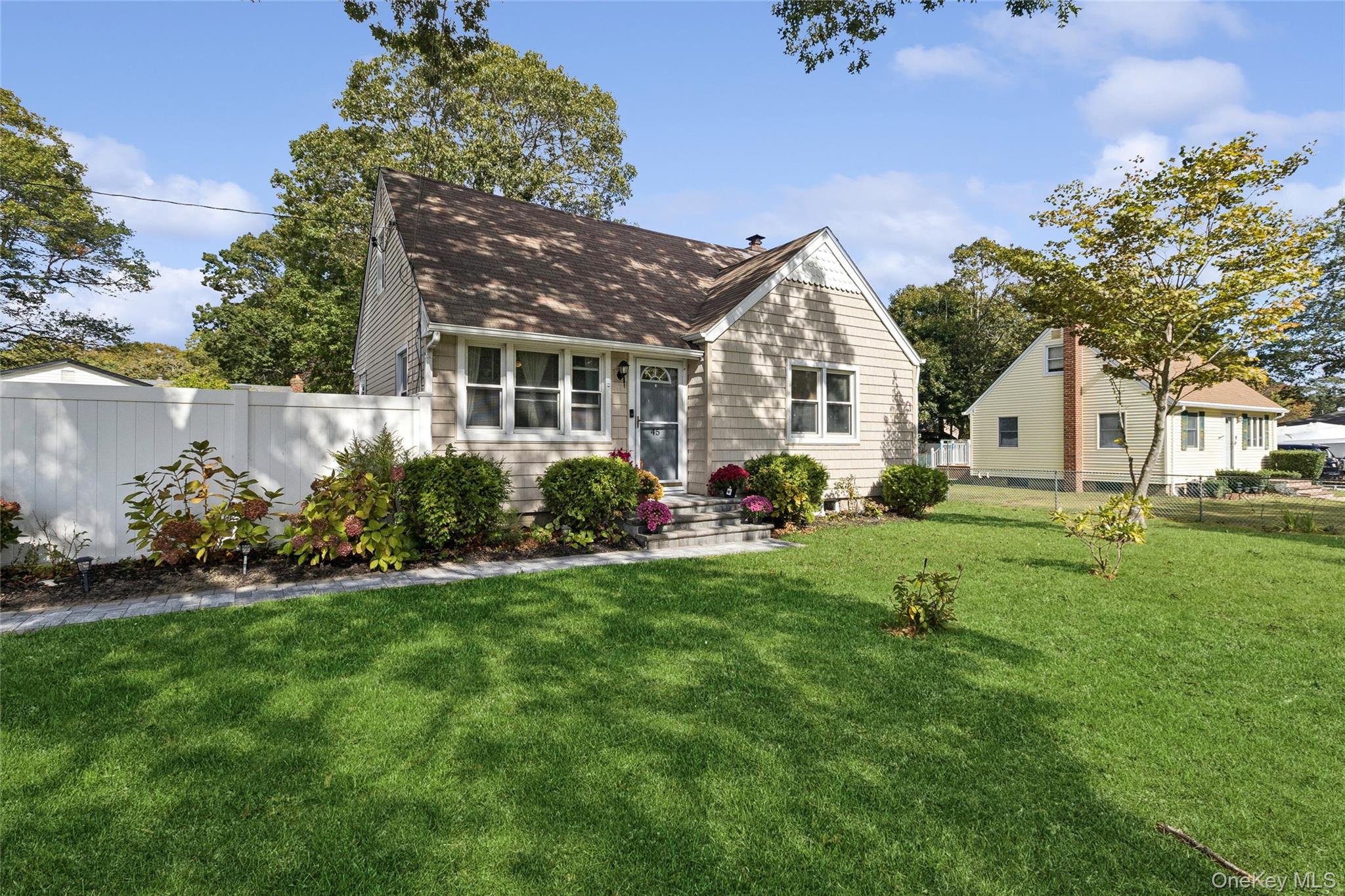 #4 photo, 45 Pinetop Drive, サフォーク郡 Shirley , NY 11967