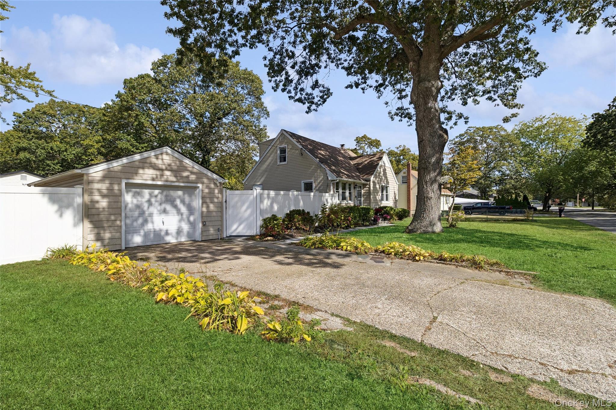 #5 photo, 45 Pinetop Drive, サフォーク郡 Shirley , NY 11967