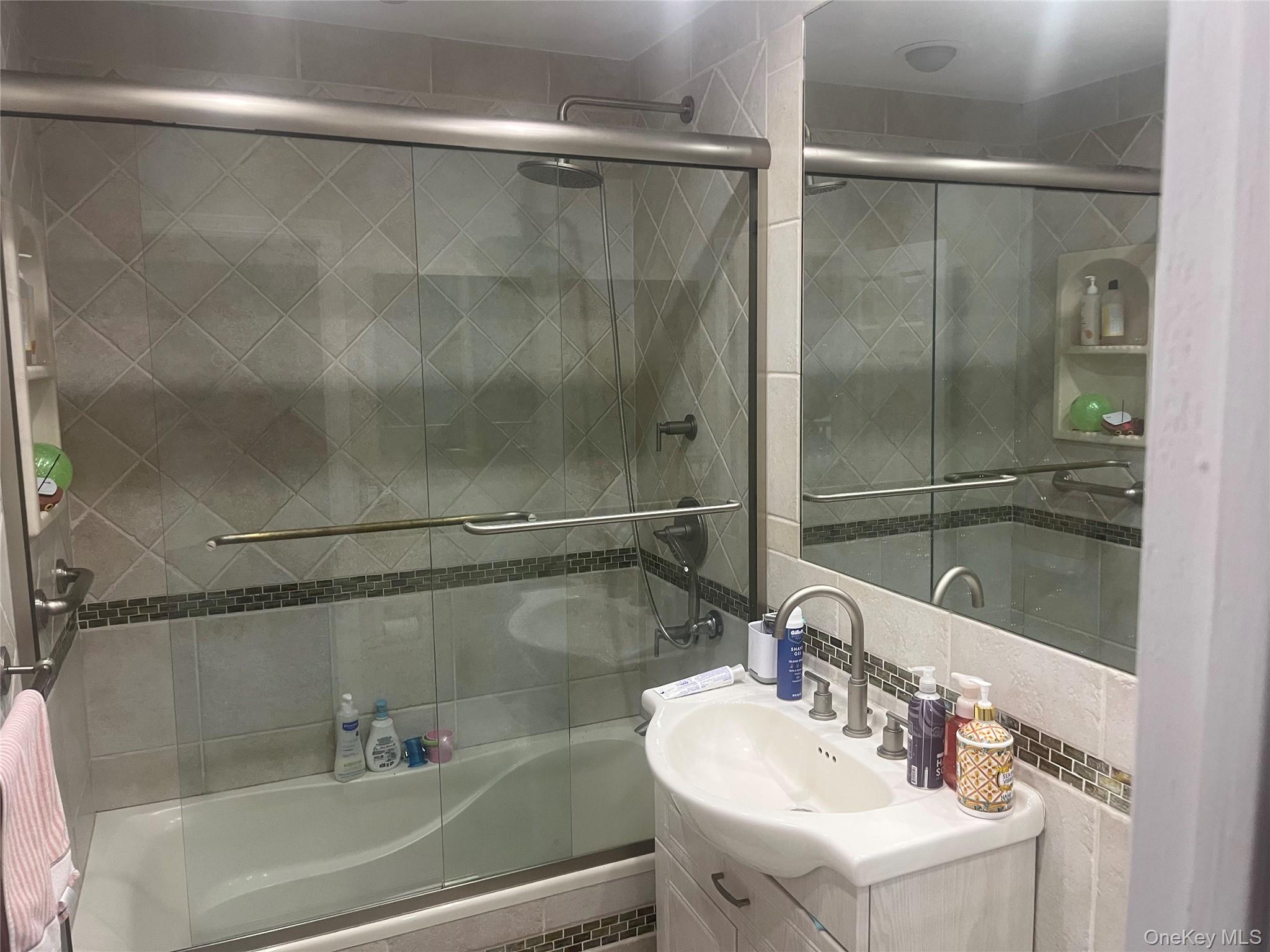 #4 photo, 7 Village Lane, ナッソー郡 Woodbury , NY 11797