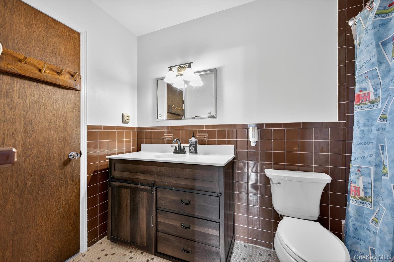 #12 photo, 16 Wagon Lane, ナッソー郡 Glen Head , NY 11545