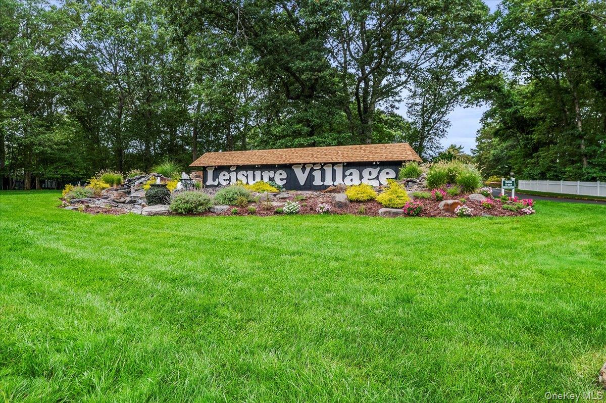 #18 photo, 48 Trent Court, サフォーク郡 Ridge , NY 11961