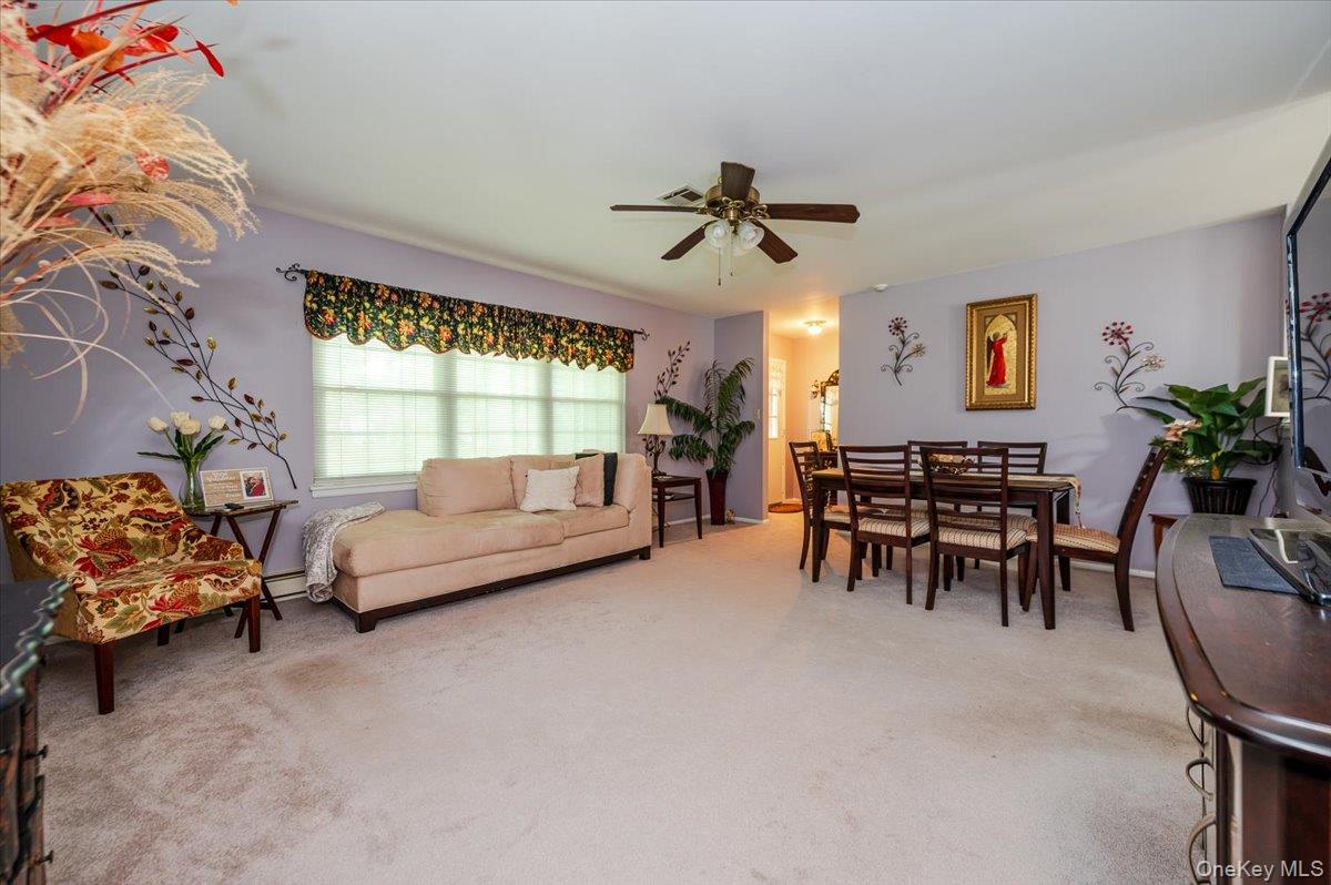 #4 photo, 48 Trent Court, サフォーク郡 Ridge , NY 11961