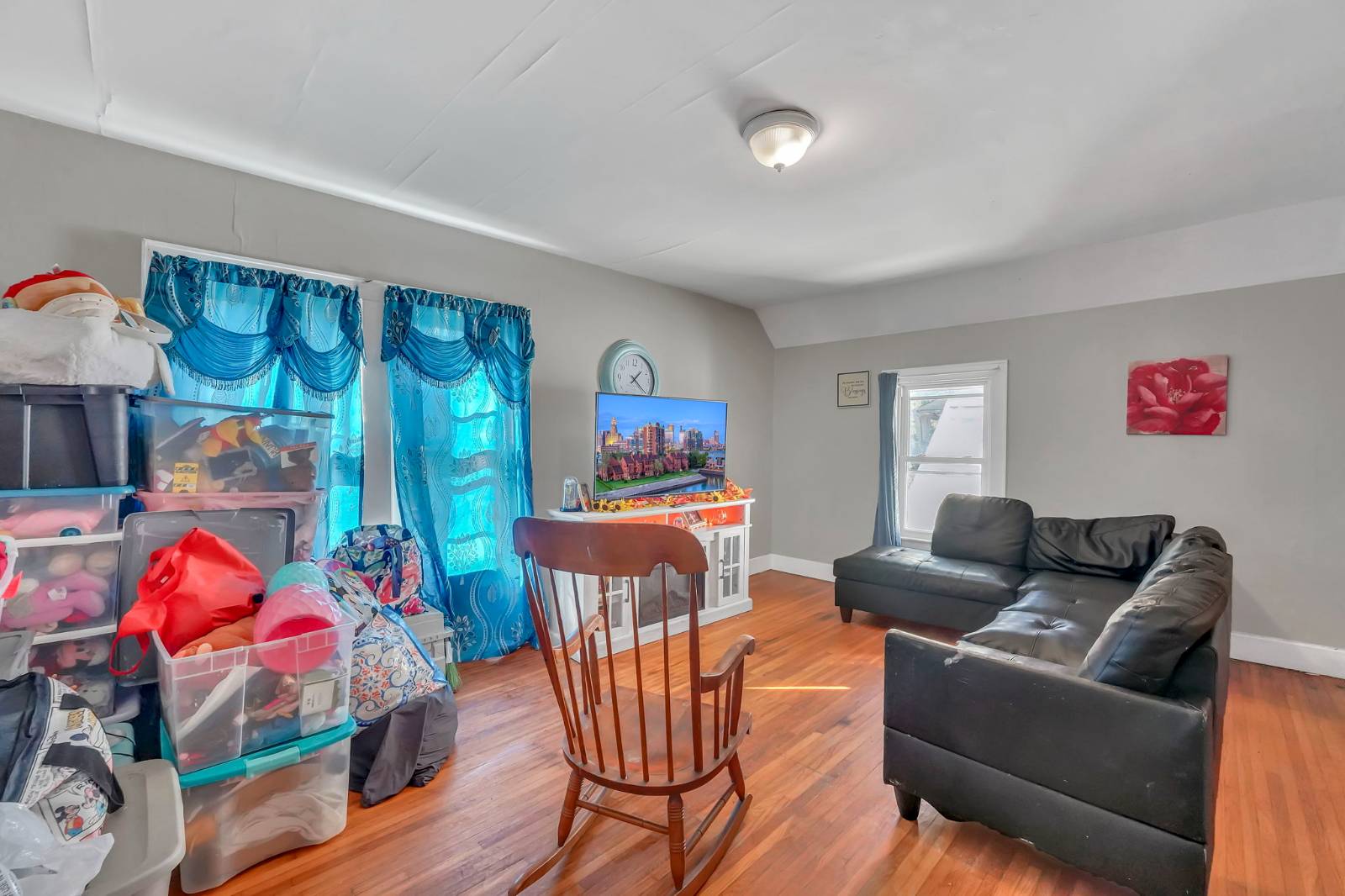 #3 photo, 73  Baynes Street, Buffalo , NY 14213