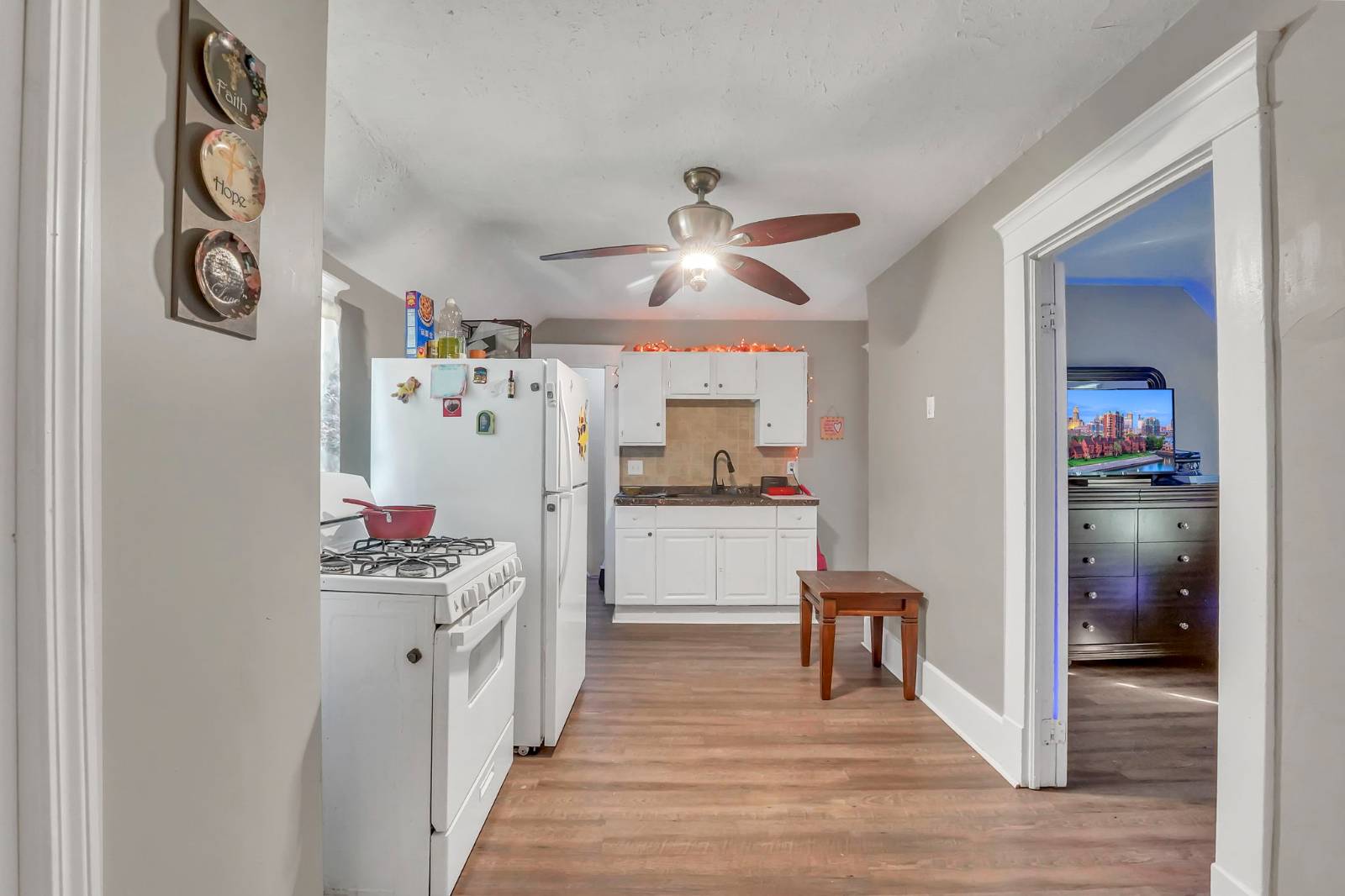 #7 photo, 73  Baynes Street, Buffalo , NY 14213