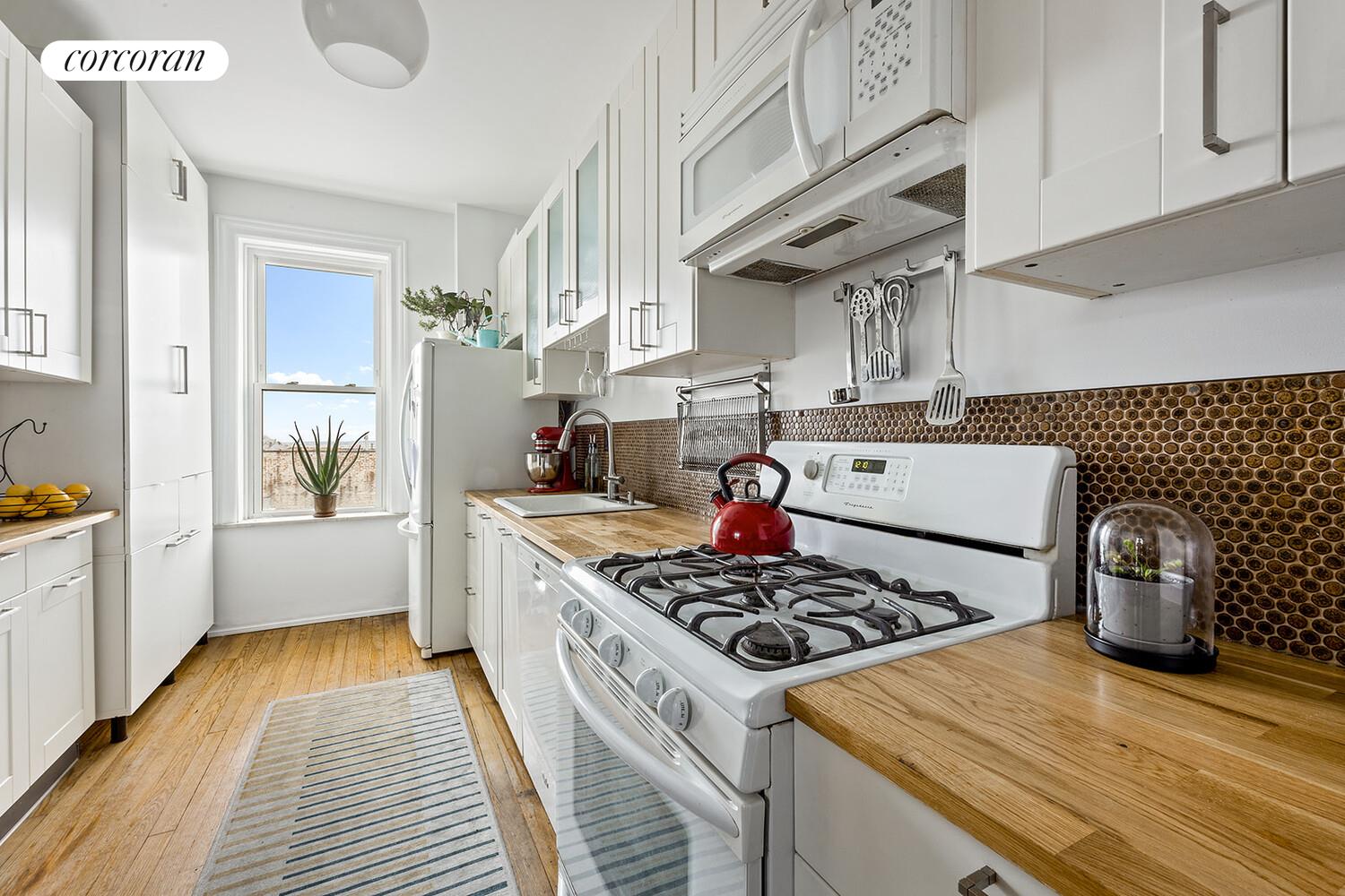 #3 photo, 549 41ST Street, ブルックリン区 Sunset Park , NY 11232